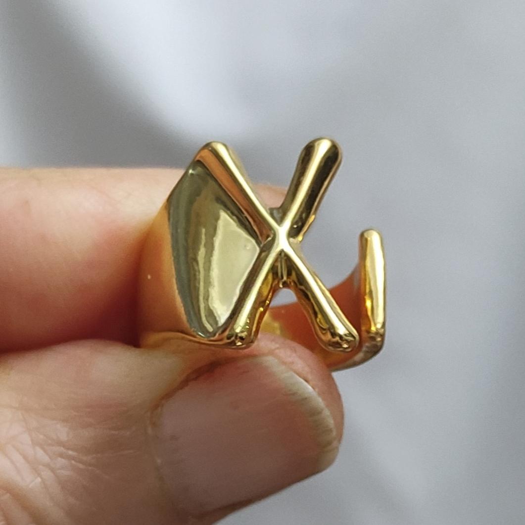 انگشتر حرف X