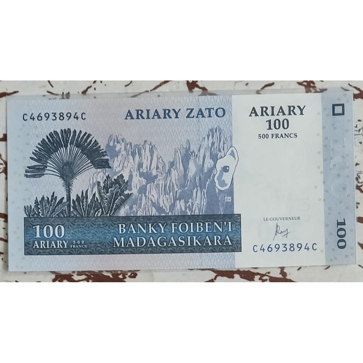 اسکناس 100 آریاری ماداگاسکار