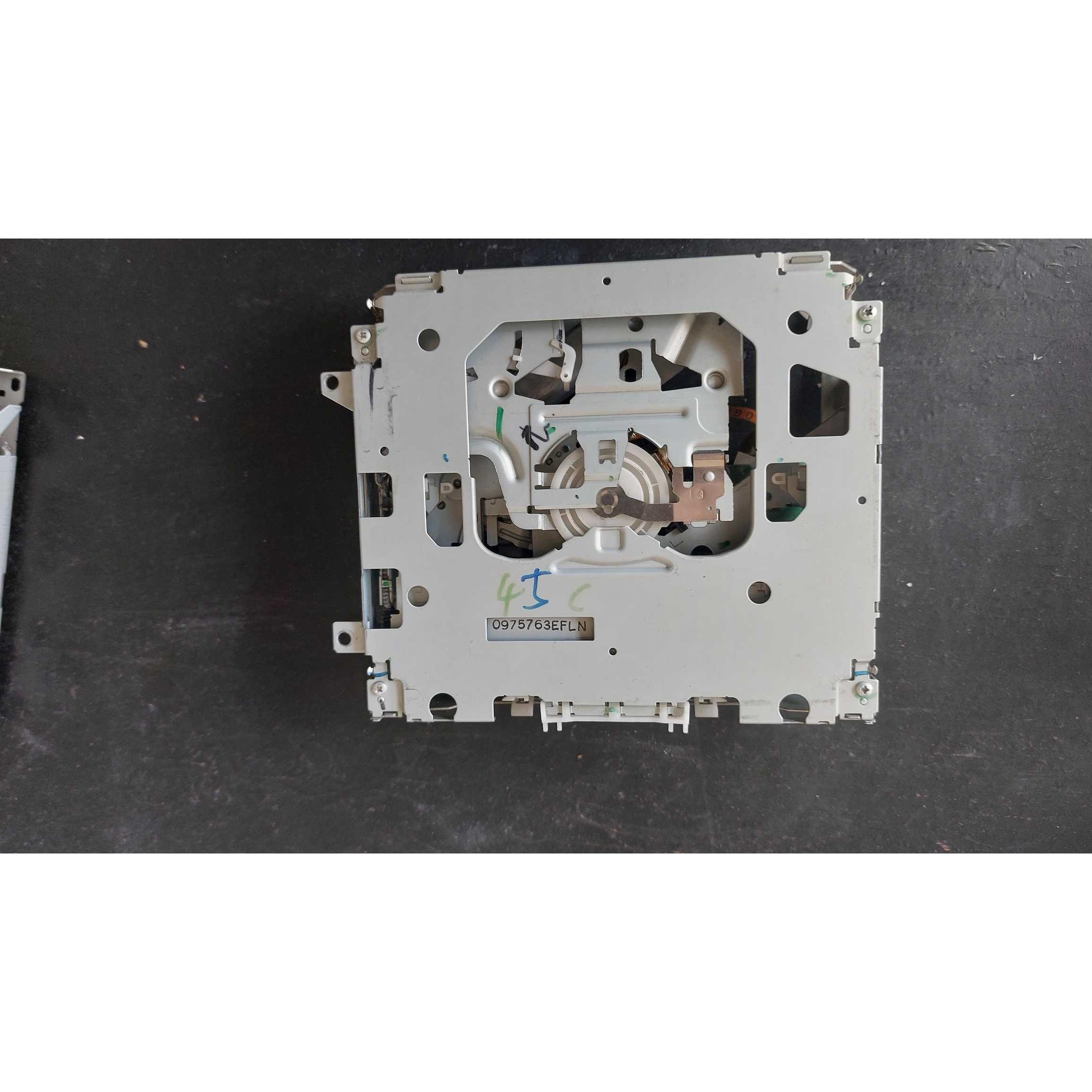 مکانیزم رادیو پخش پایونیر