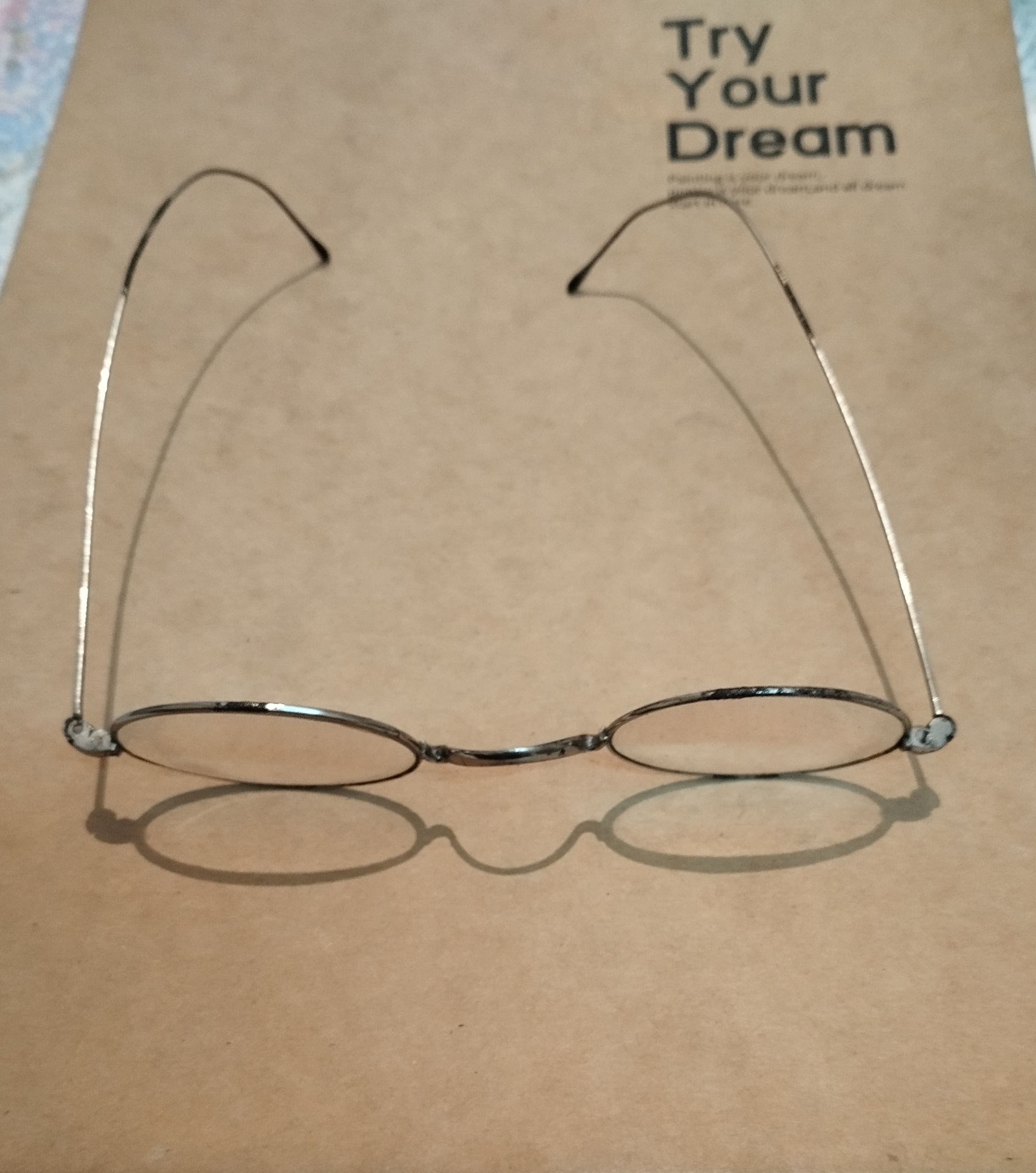 عینک آنتیک قاجاری