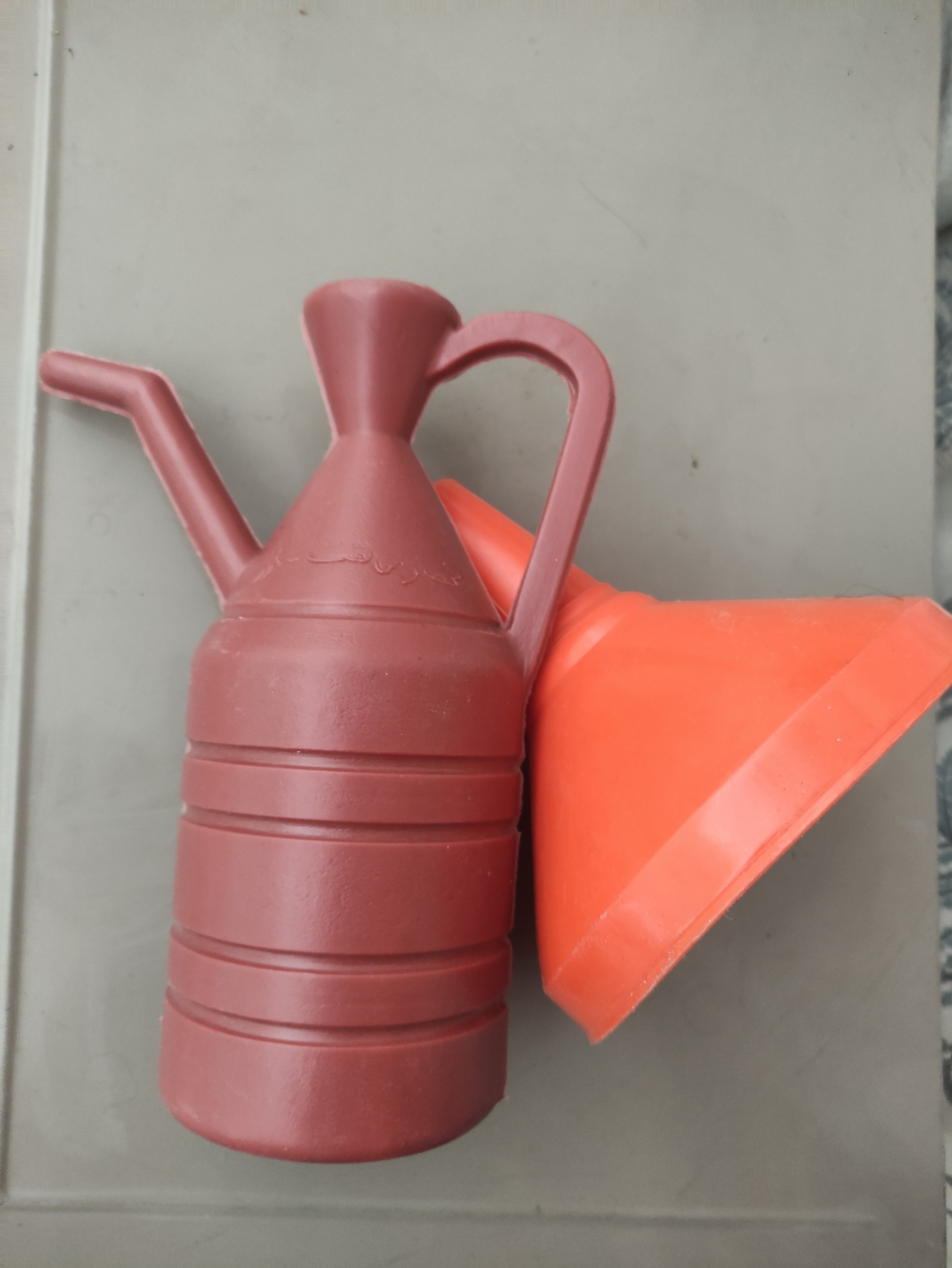 ست نفتدان سماور و قیف بزرگ