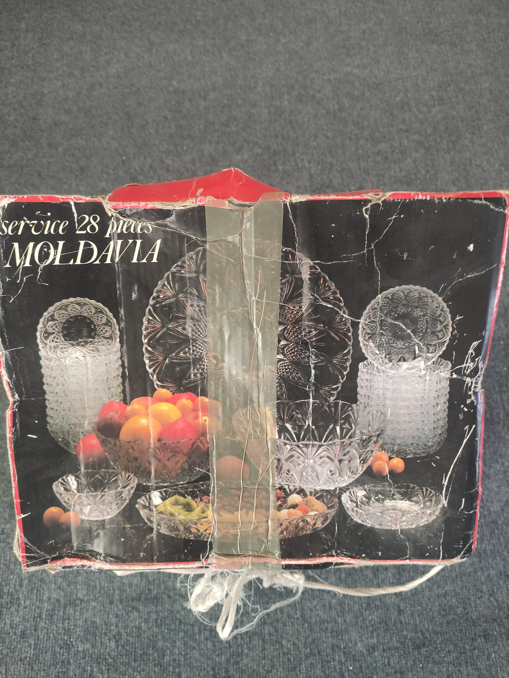 سرویس 28 پارچه فرانسوی اصل طبق عکس