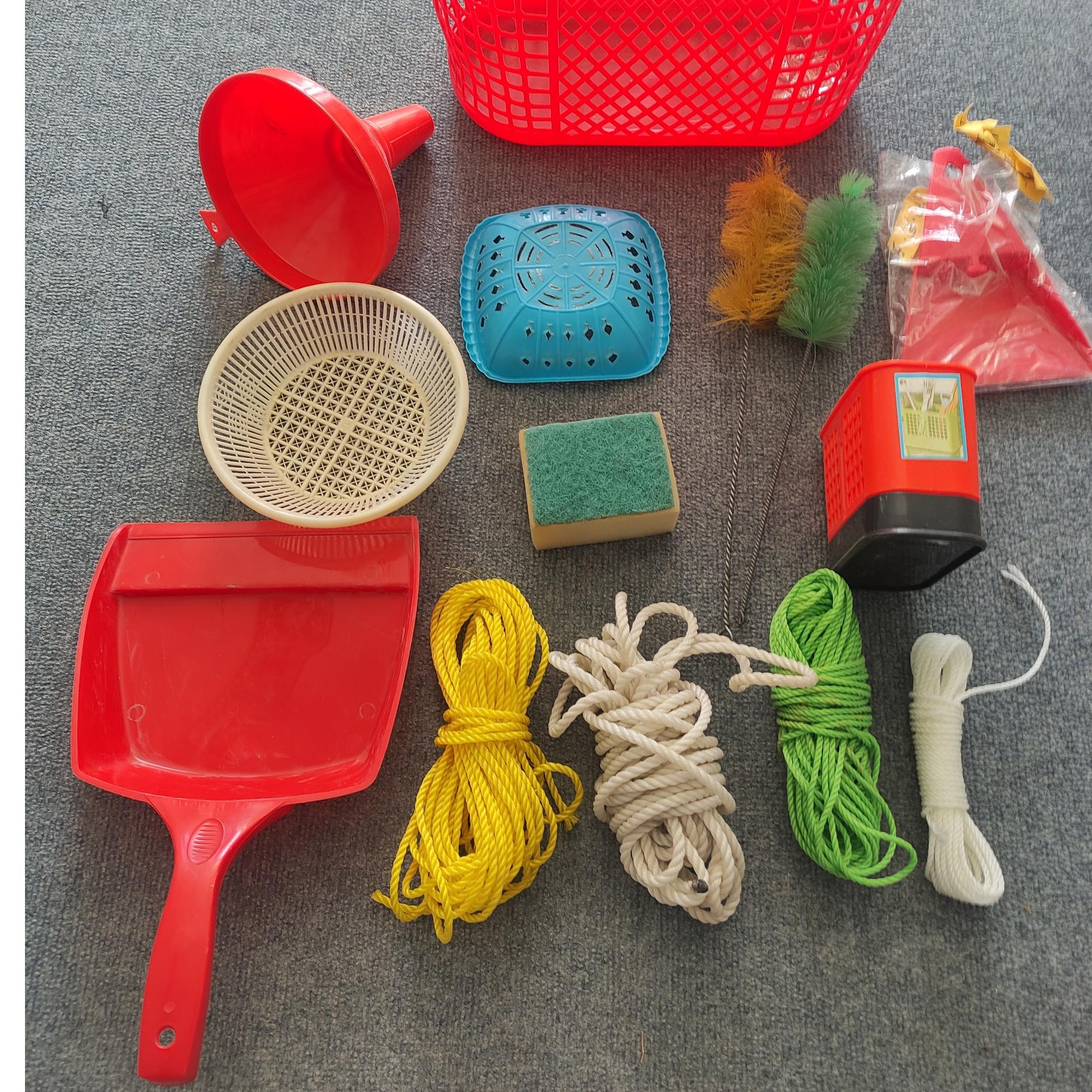 30 قطعه دهه 60 و 70 طبق توضیح