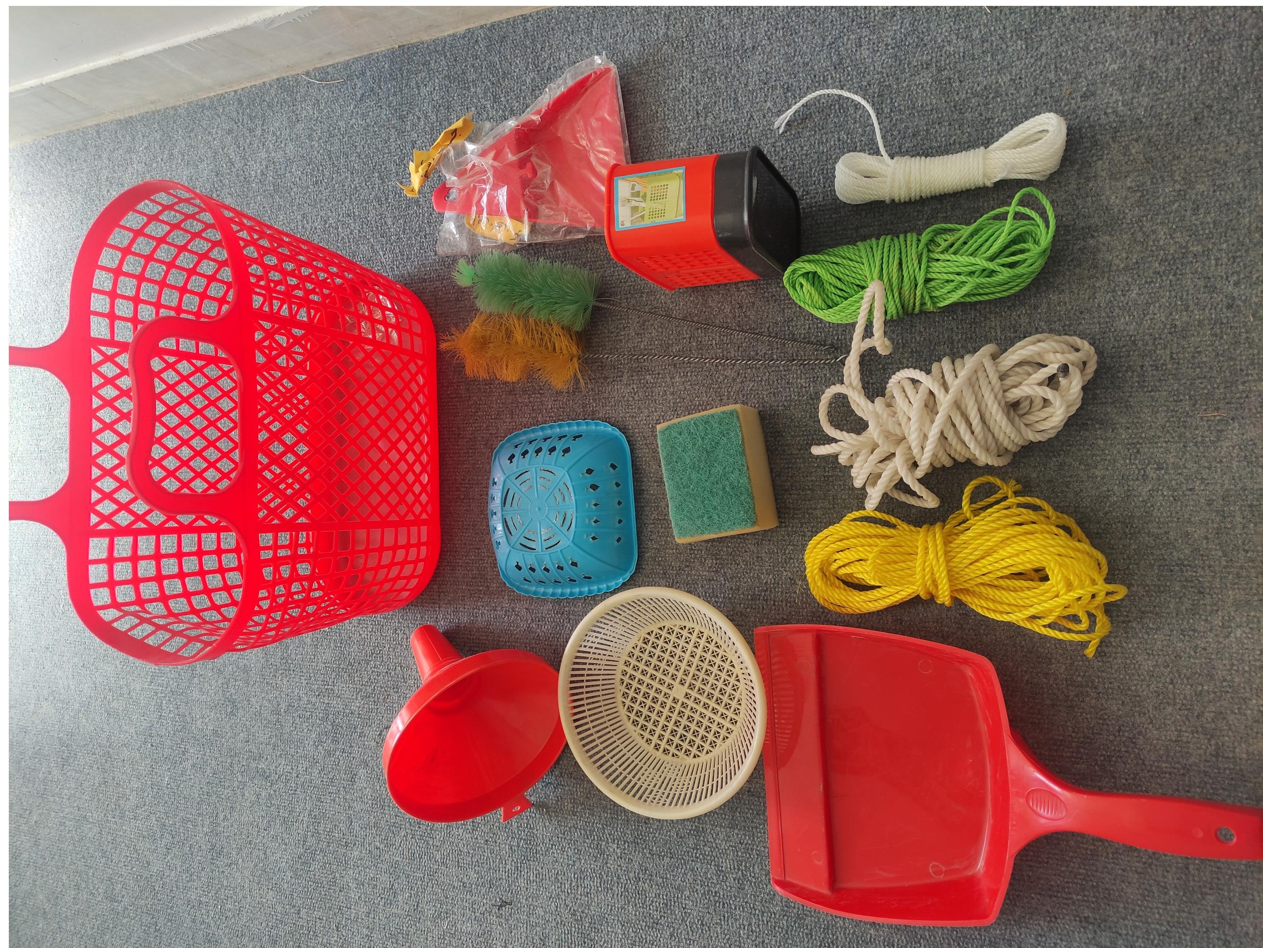 28 قطعه دهه 60 و 70 طبق توضیح