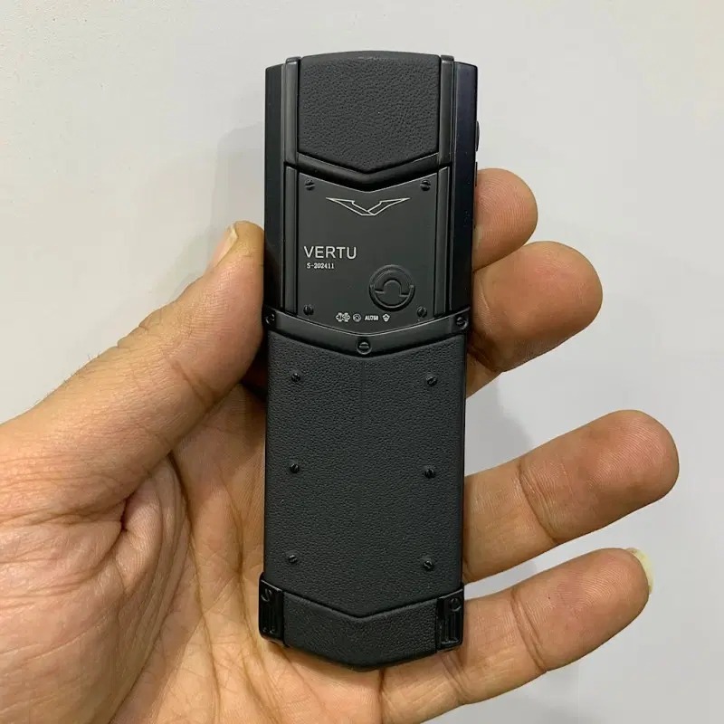 گوشی ورتو سیگنیچر s بدون دوربین با ضمانت