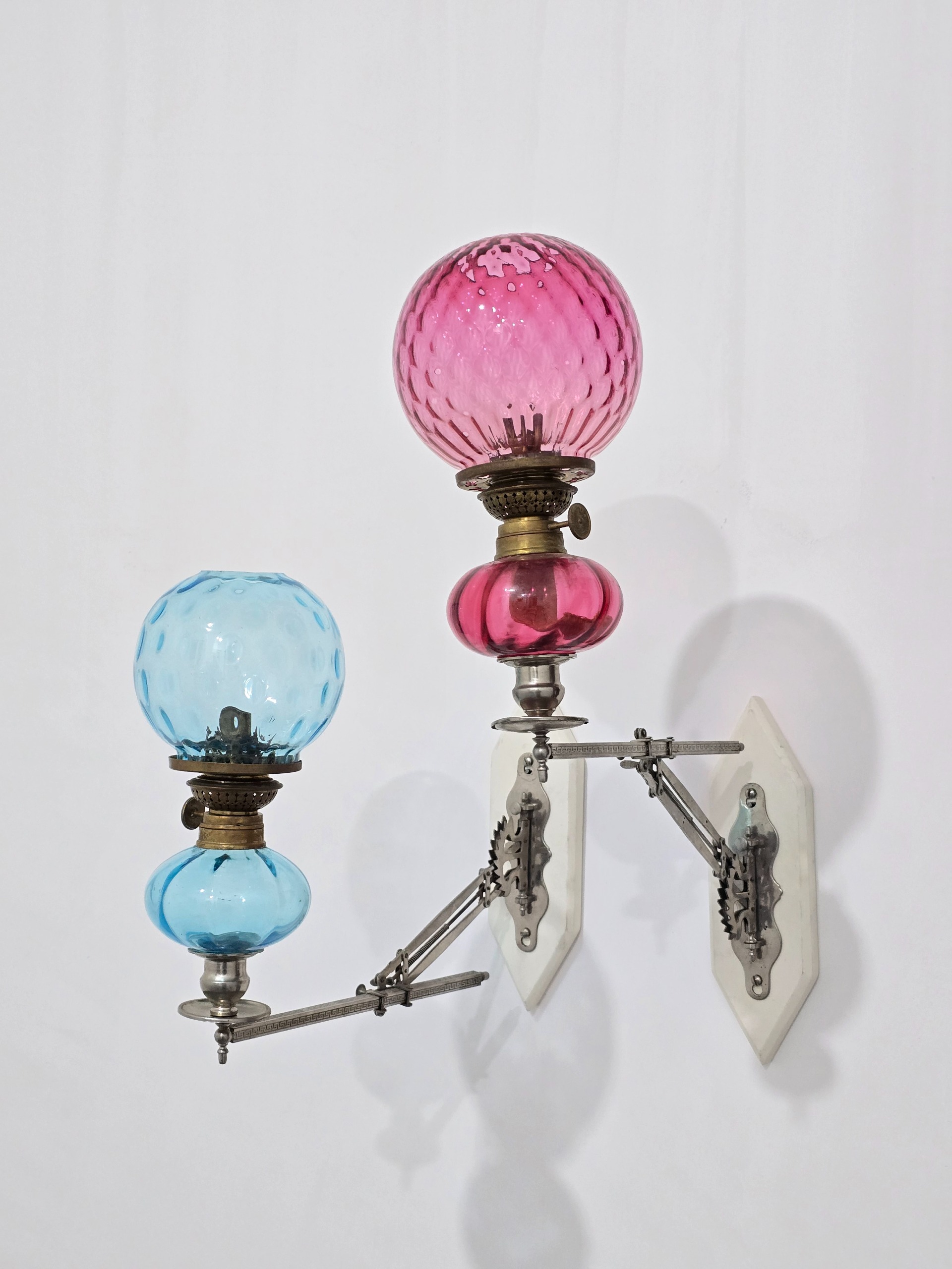 جفت چراغ نفتی خاص وبسیار کمیاب اروپایی