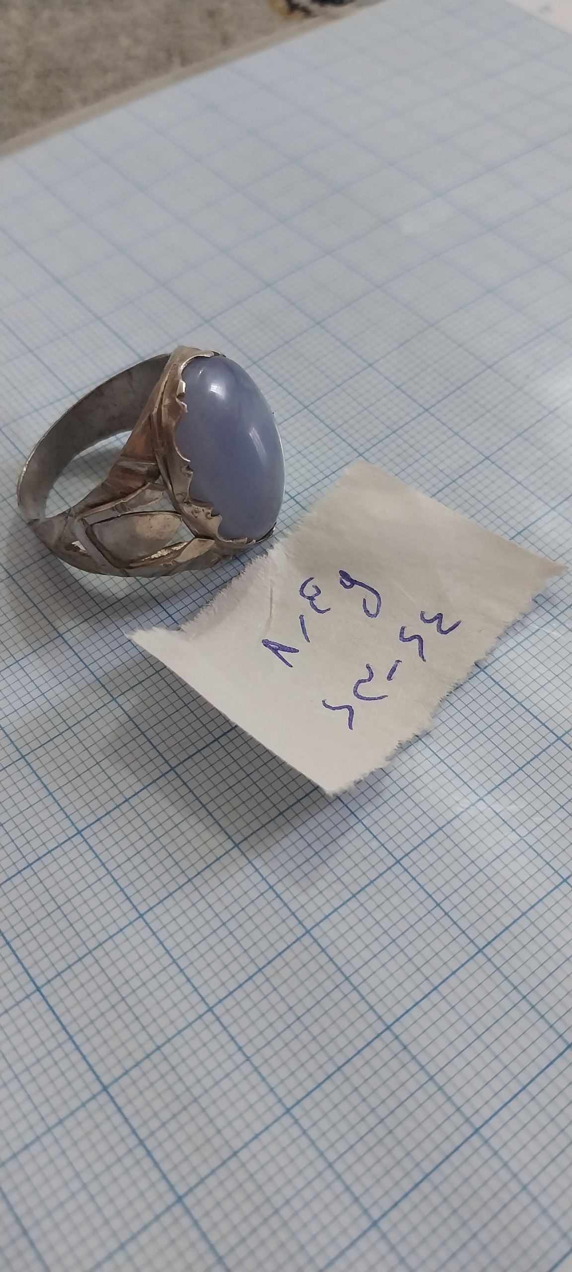 انگشترنقره925 دساز عقیق آبی وزن8/4سایز65