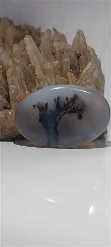 نگین