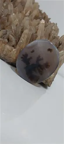 نگین