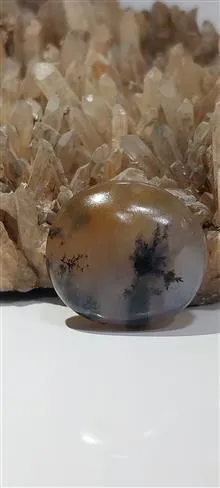 نگین