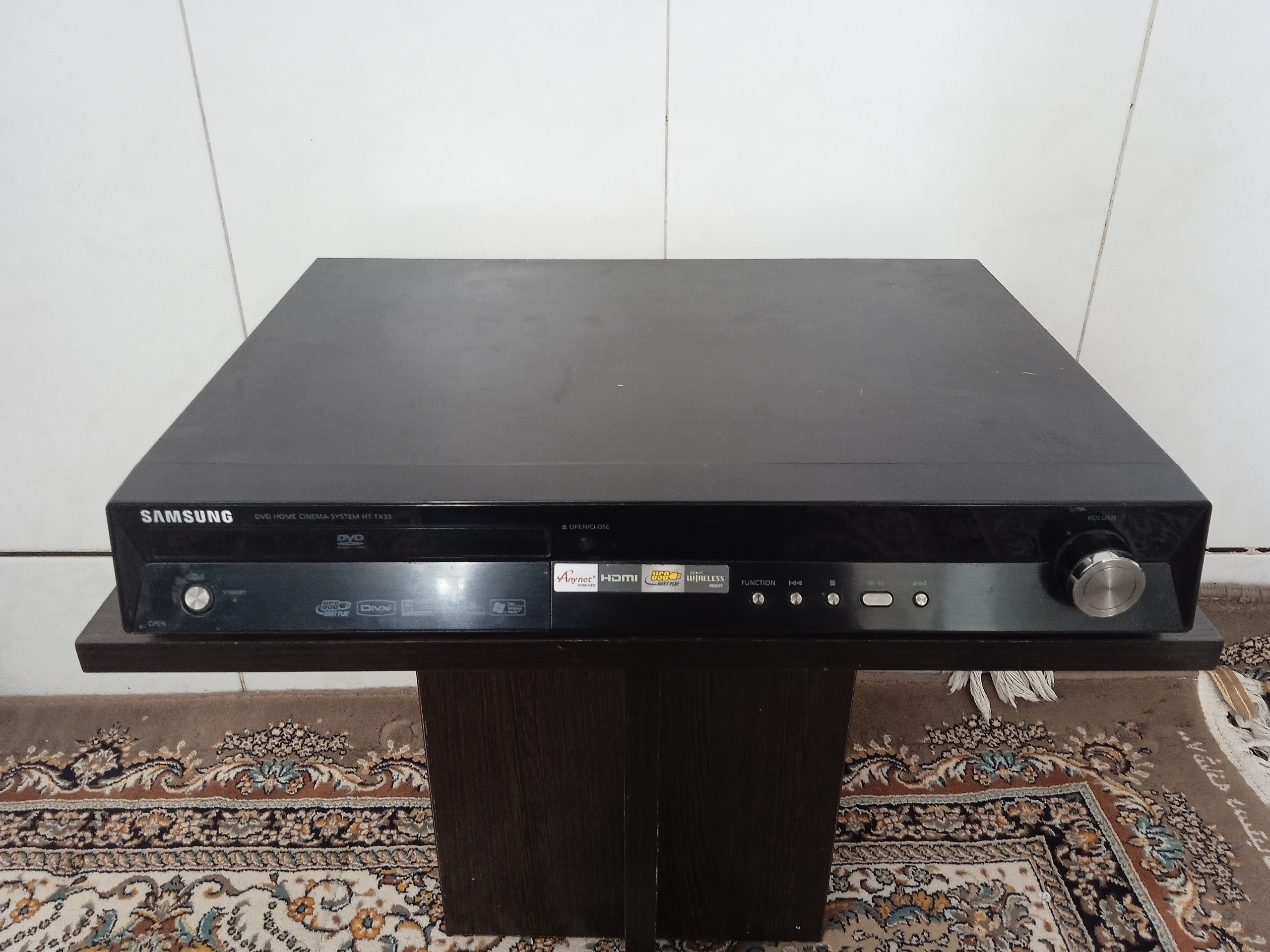 یک دستگاه سینما خانواده