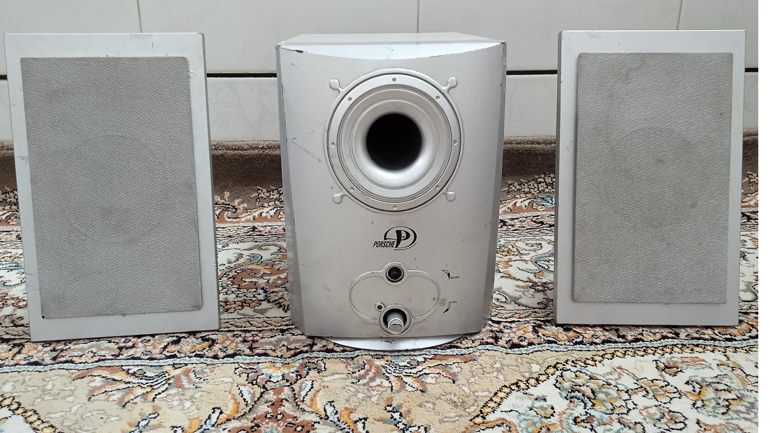 اسپیکر کامپیوتر .