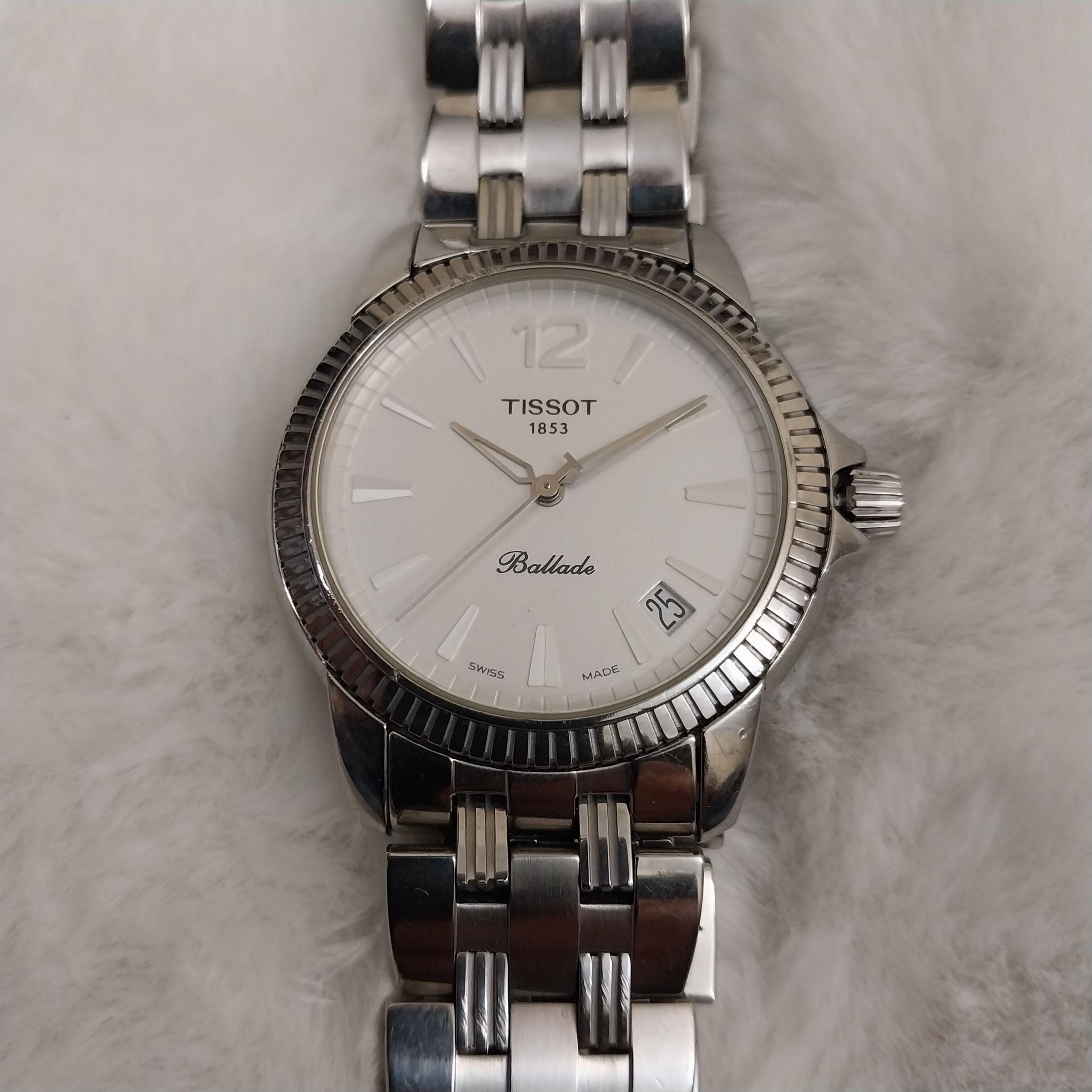 ساعت  تیسوت