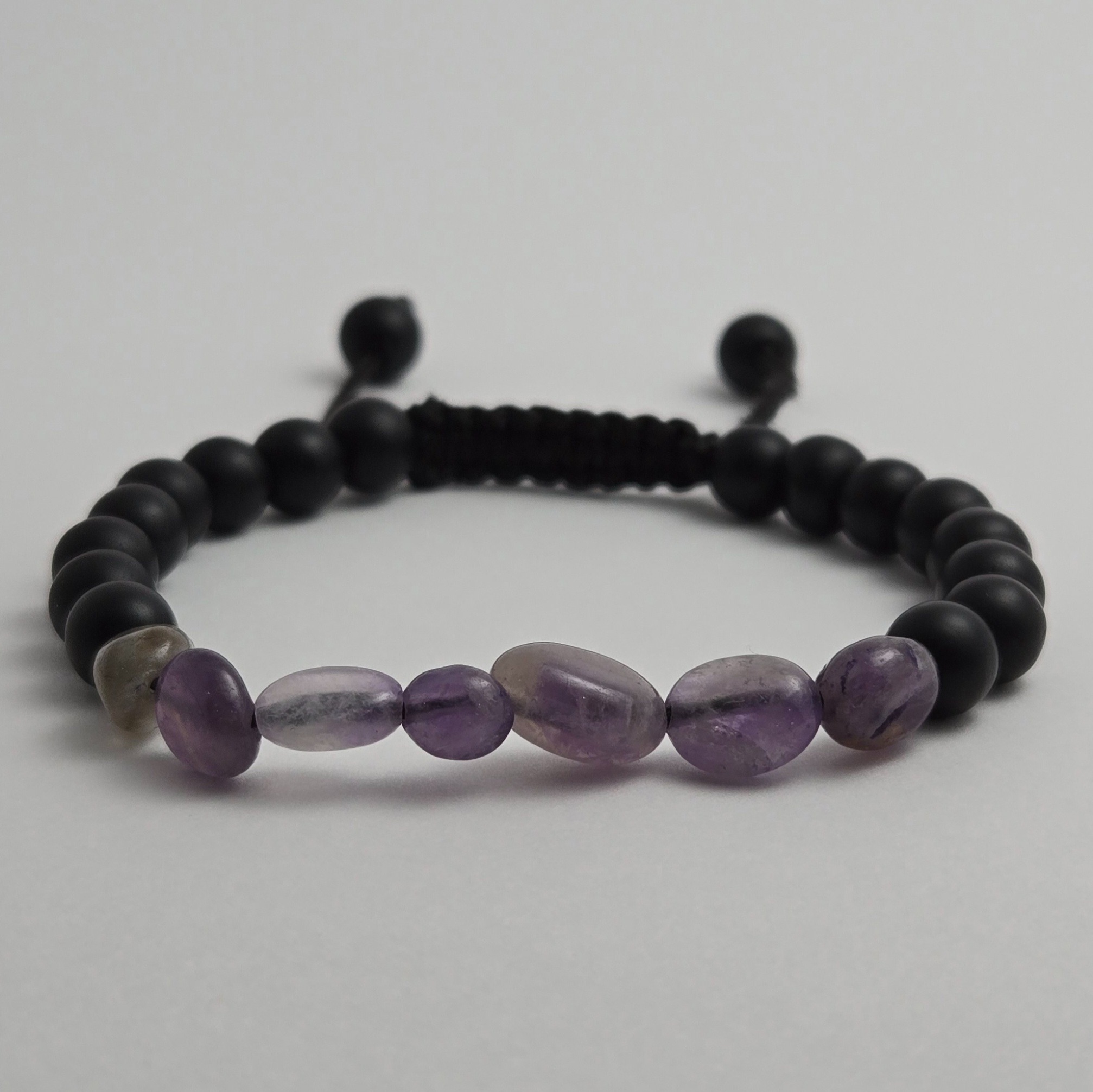 دستبند وایلت آمورف مهره های سنگی آمیتیست معدنی