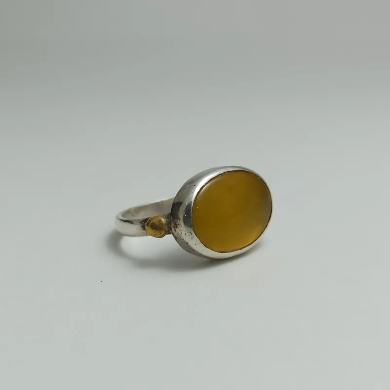 انگشتر دستساز عقیق زرد