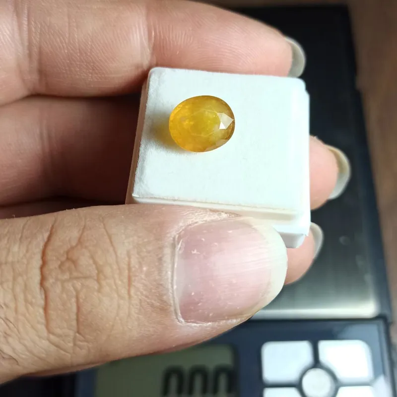 نگین یاقوت زرد درجه یک معدنی