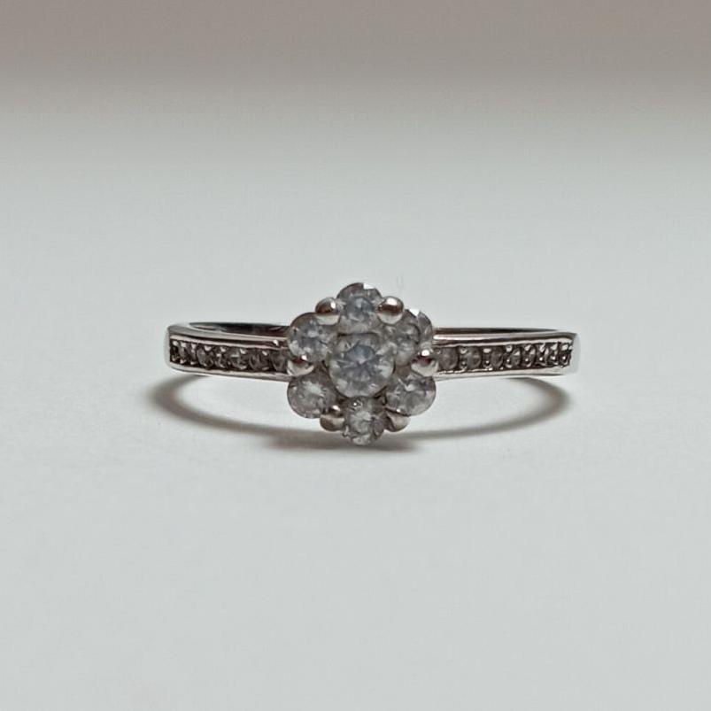 حلقه نقره 925 طرح گل آبکاری رادیوم