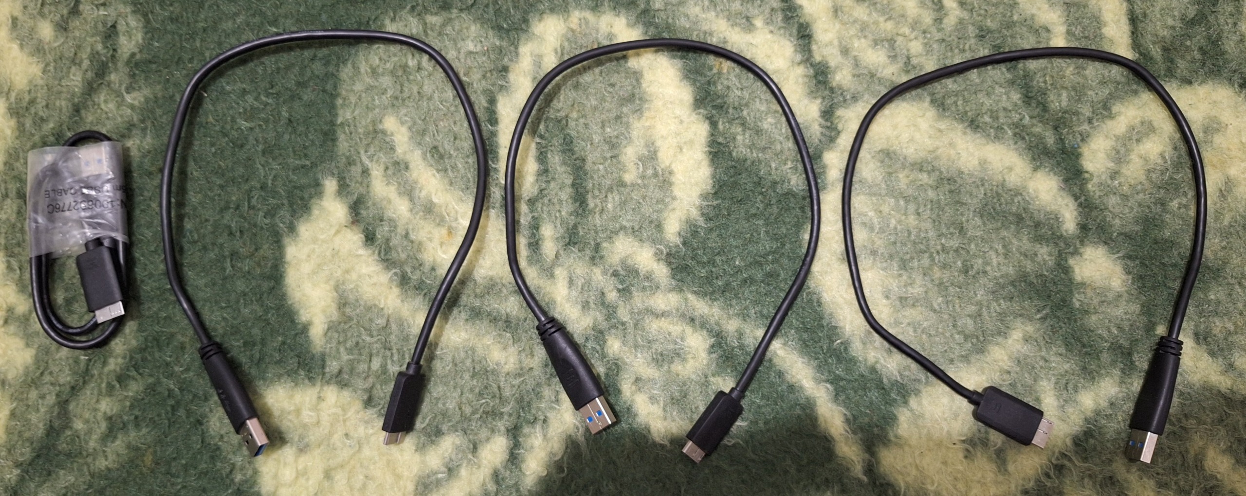 مزایده 4عدد کابل ساتا دونه فقط200هزارارسال رایگان