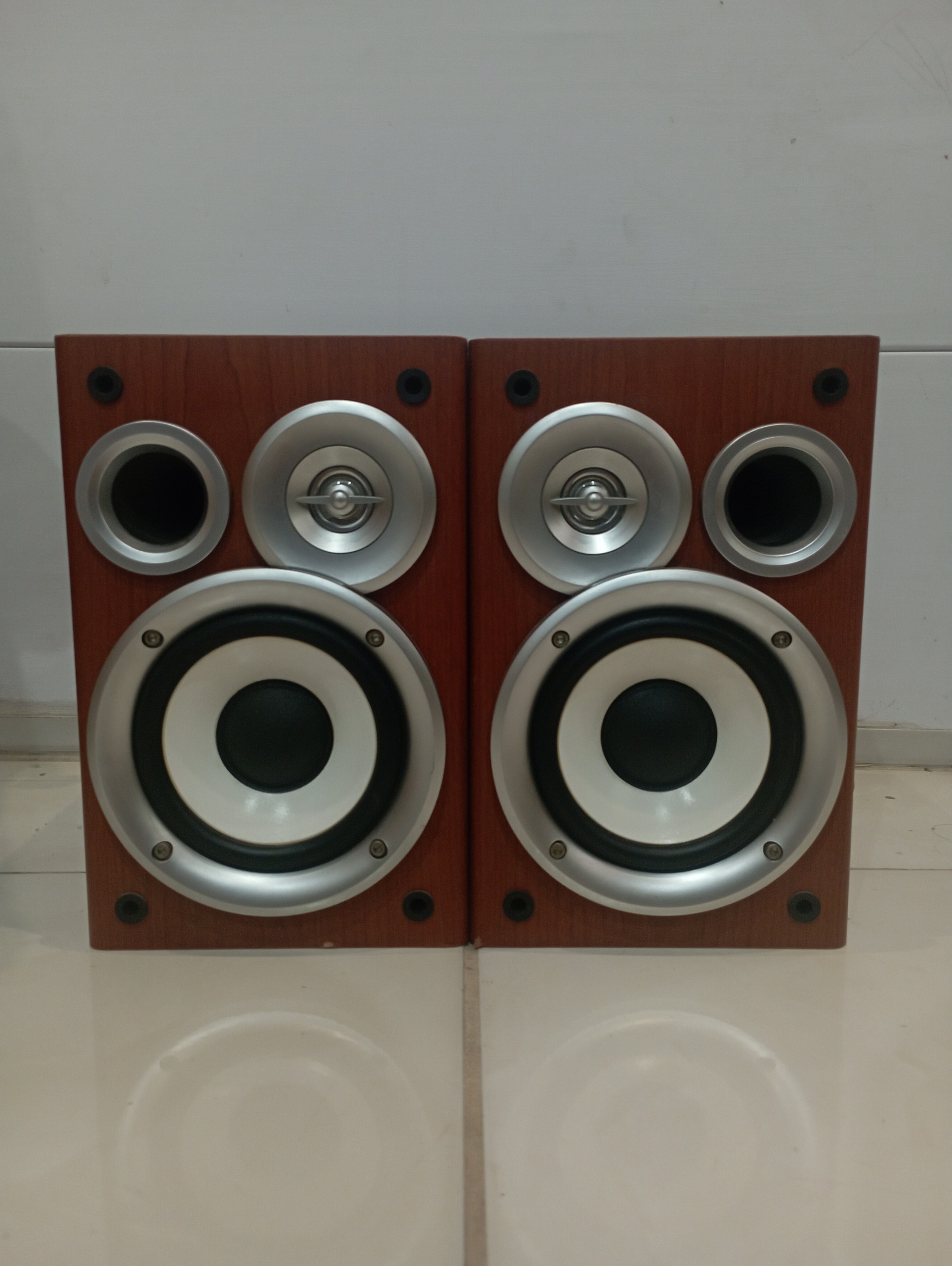 بوکشلف خوشصدای الجی