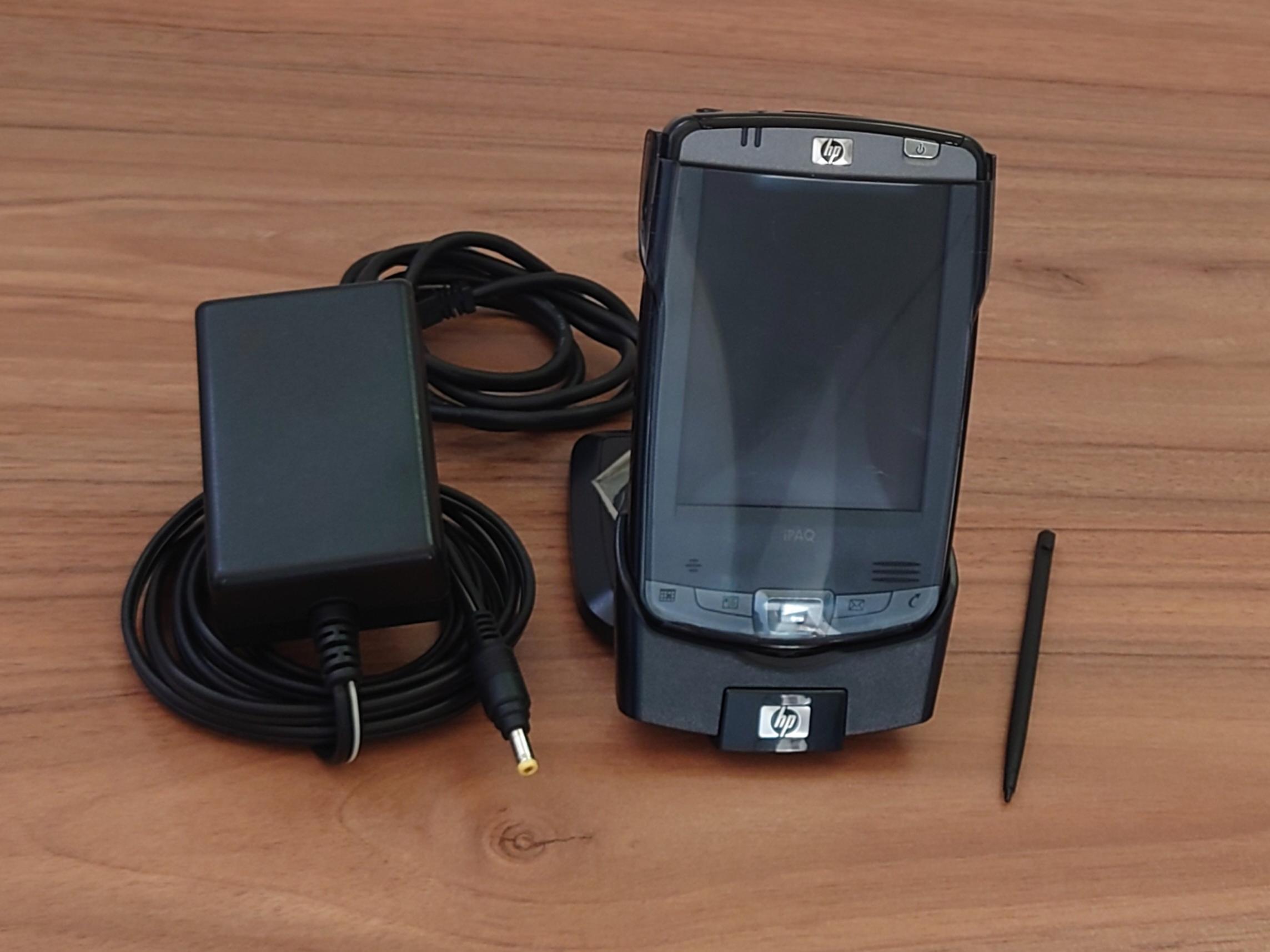 HP IPAQ hx2490b