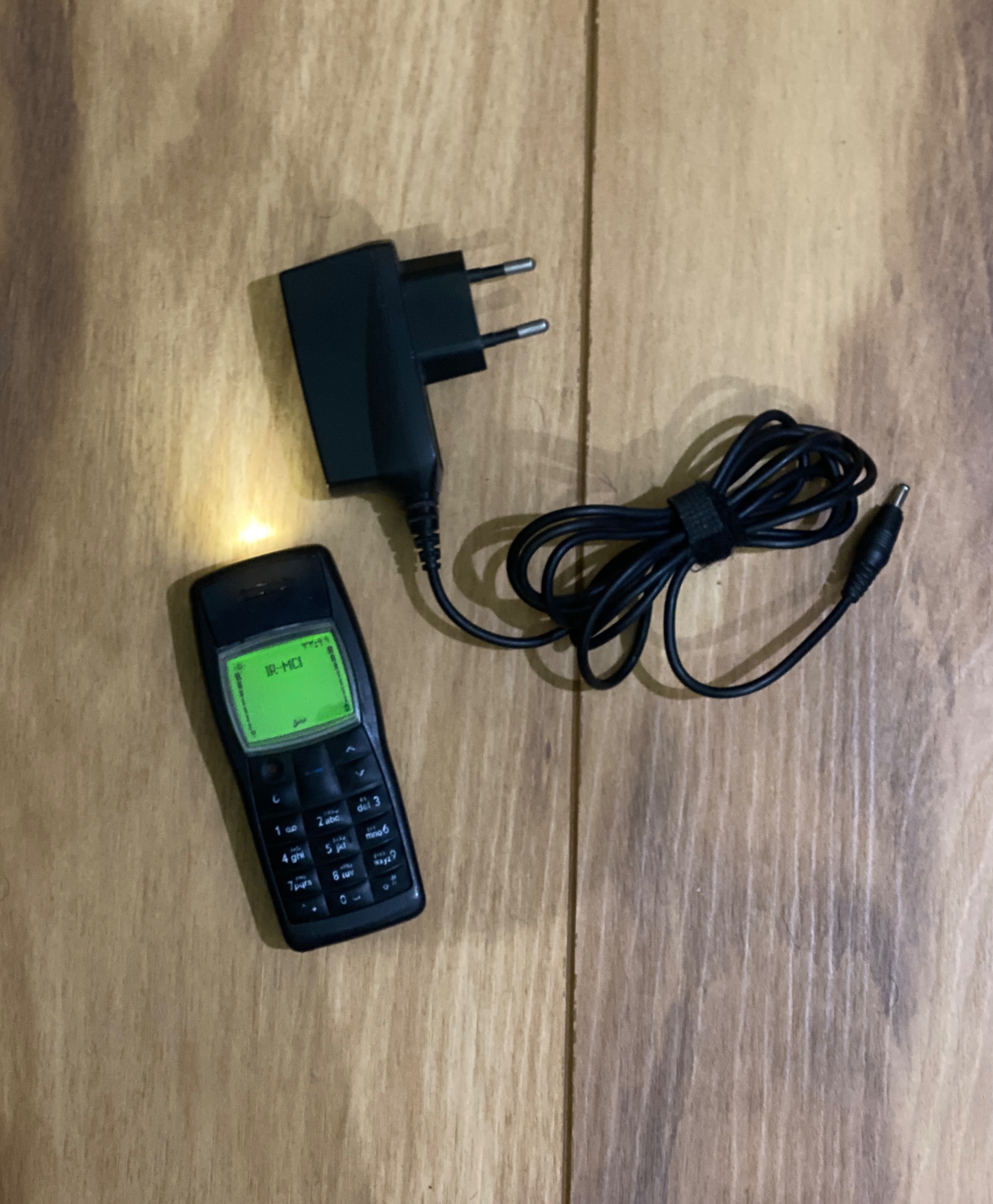 گوشی موبایل زیرخاکی نایاب نوکیا 1100 Nokia ساده