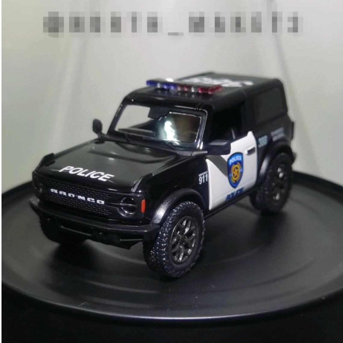 ماکت ماشین فلزی فورد برانکو
