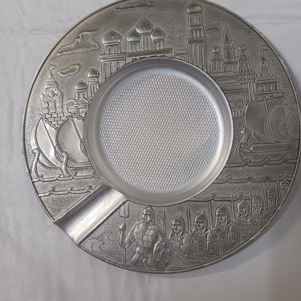 زیرسیگاری قدیمی ( اتحاد جماهیر شوروی )