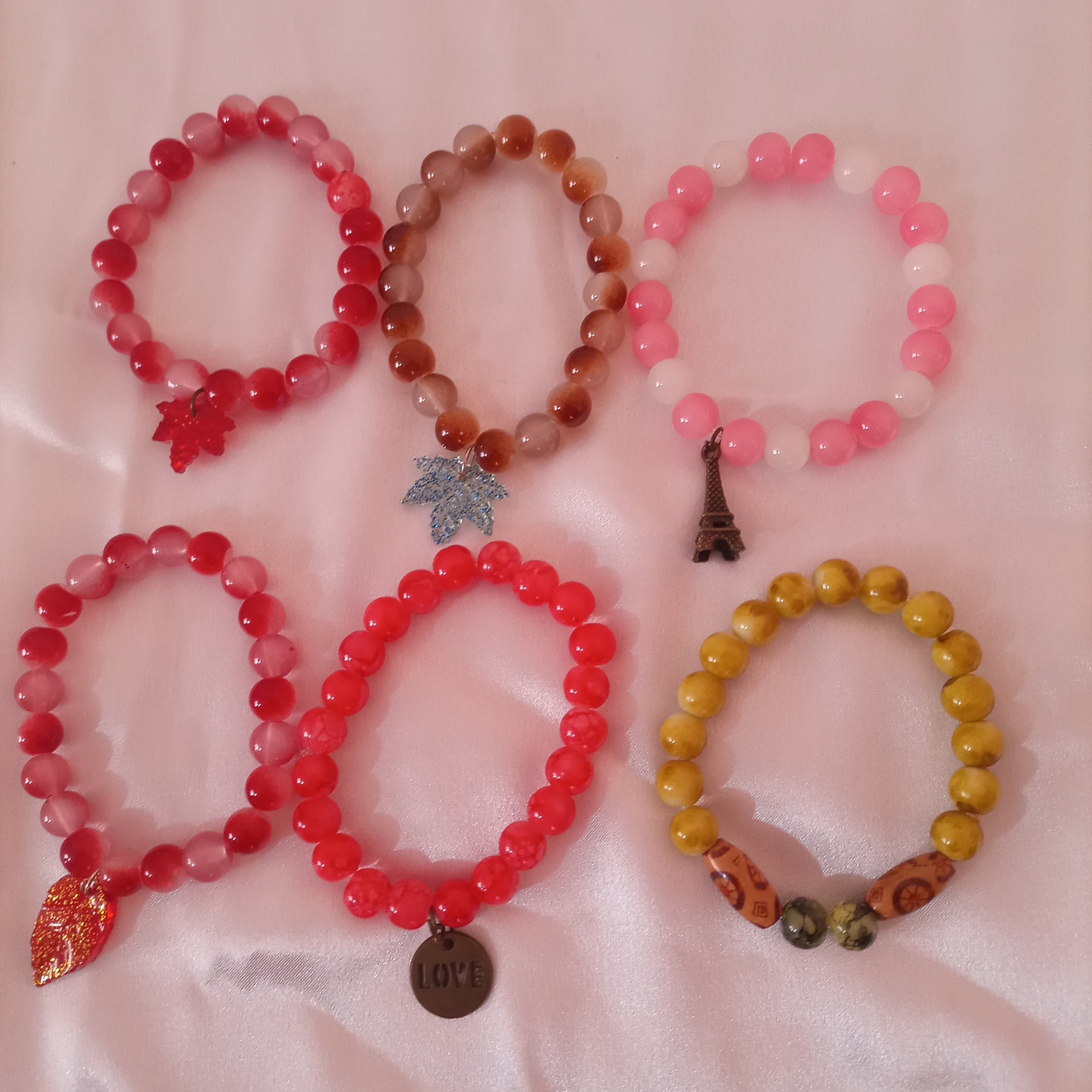 دستبند مهره ای