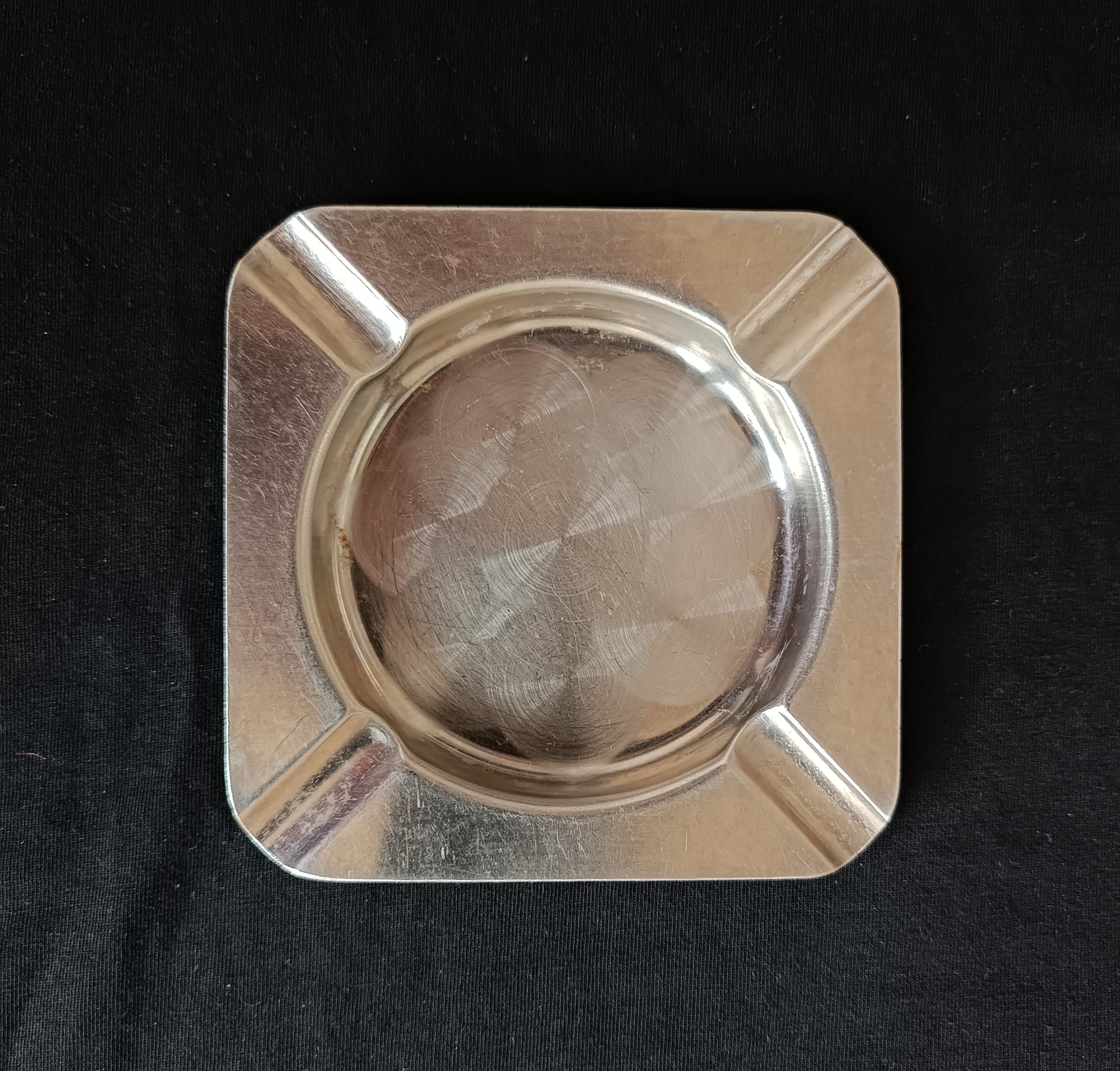 زیرسیگاری نوستالژی استیل