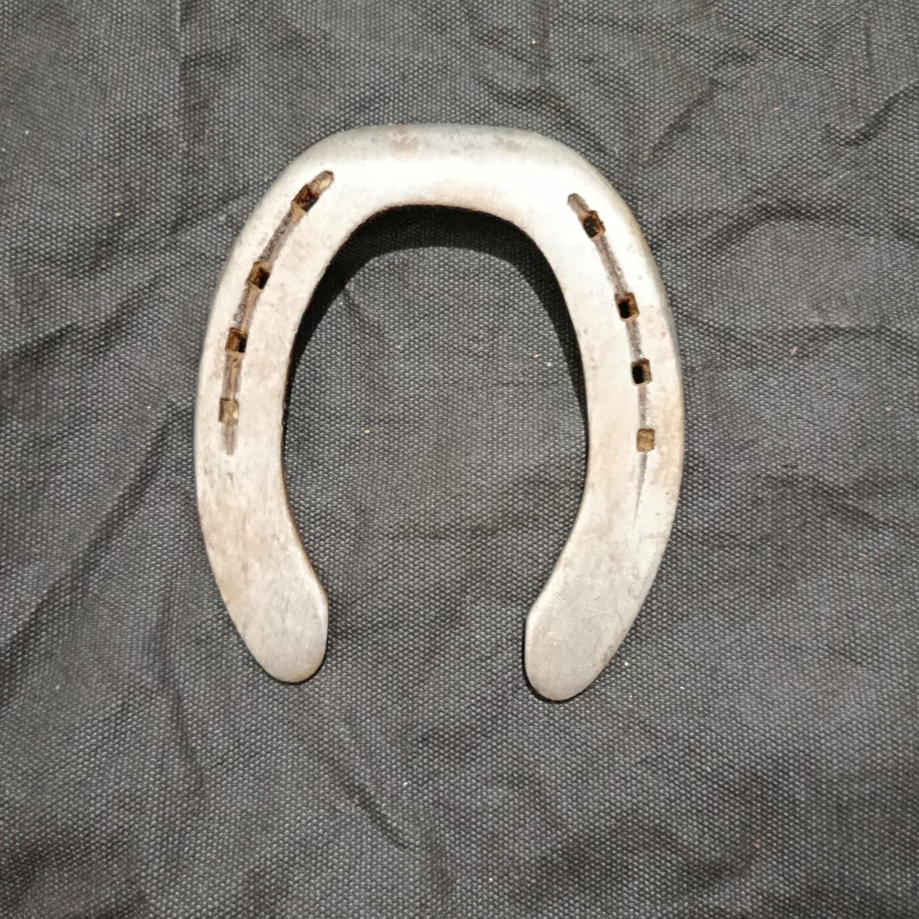 نعل اسب پاخورده فولادی اصل مارکدار برندLIBERO