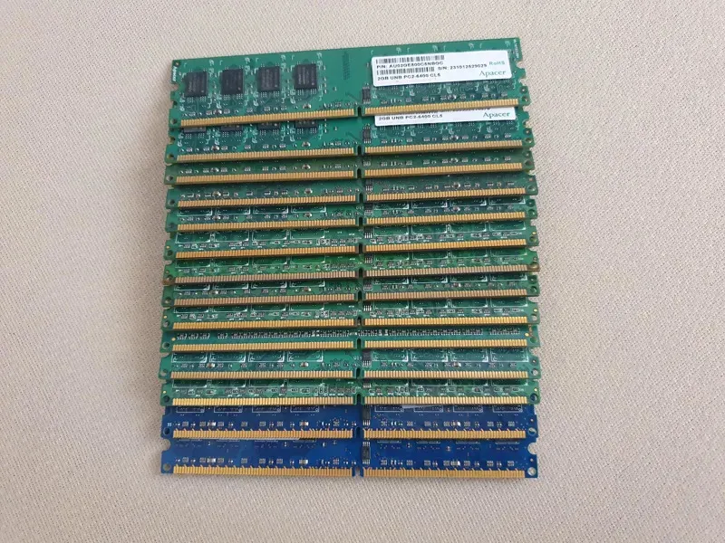 رم یک گیگ DDR2