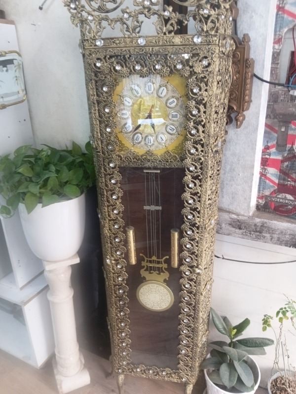 ساعت ایستاده طرح
