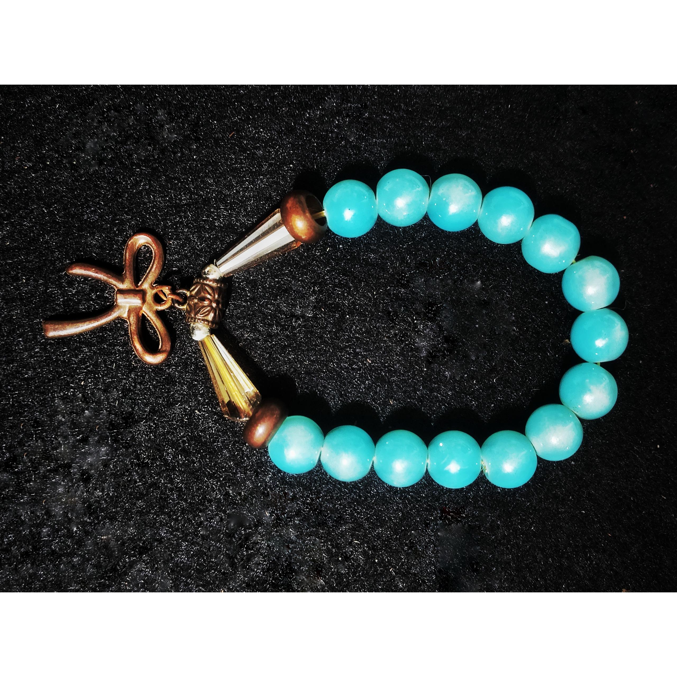 دستبند مرواریدی آبی