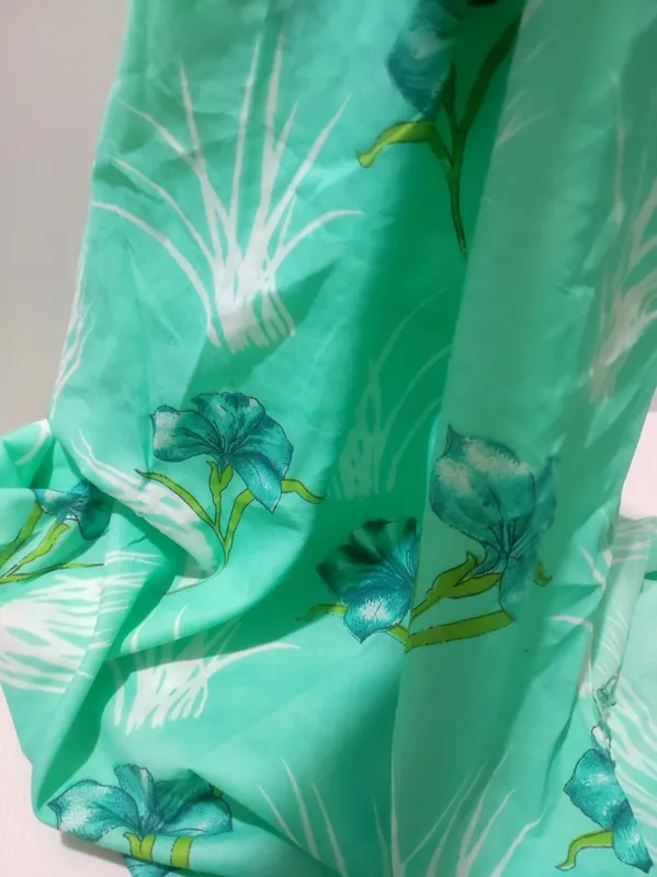 پارچه زیر قیمت کد 15 اندازه 4.8 متر مربع