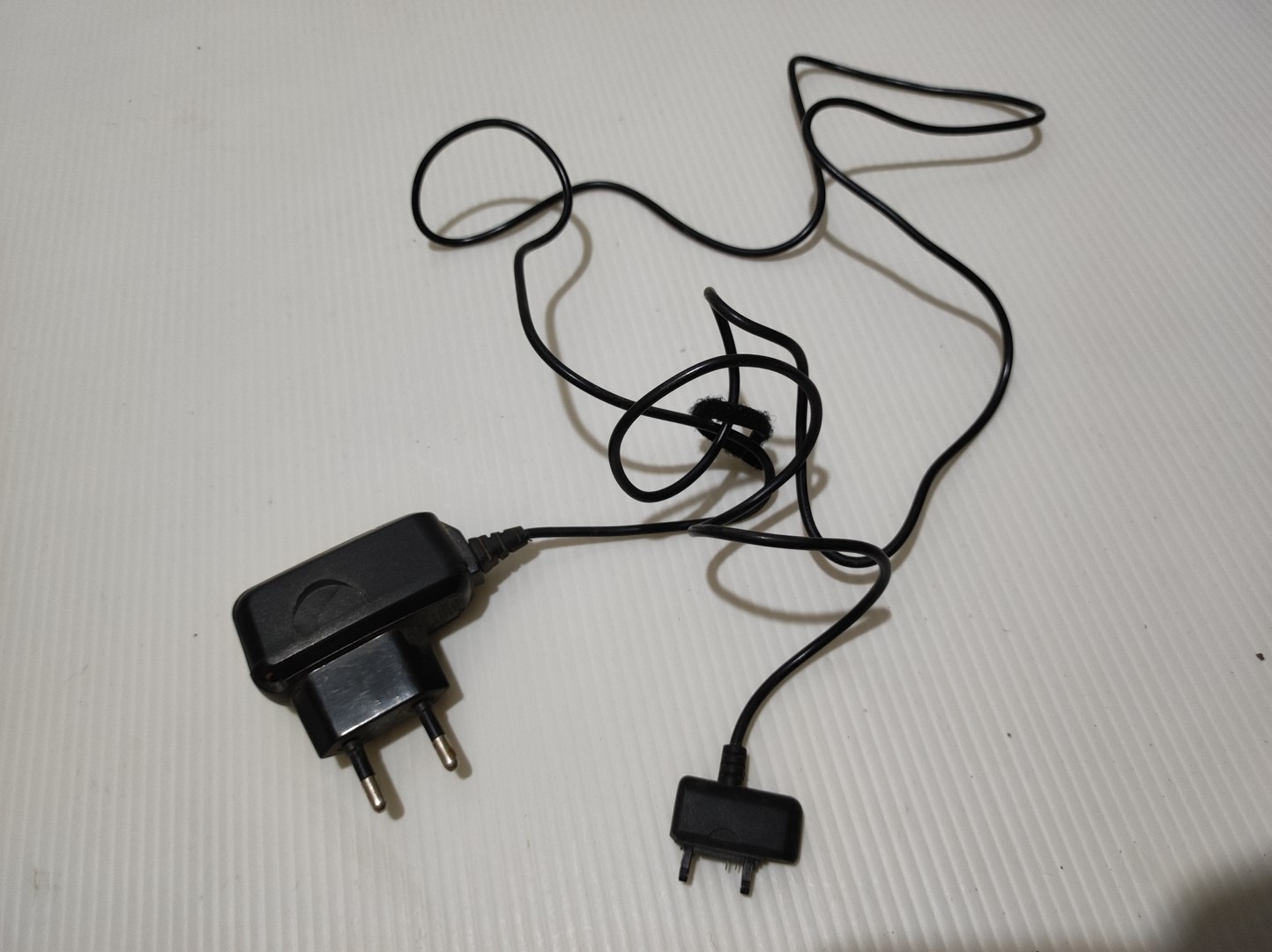 شاژر موبایل سونی اریکسون قدیمی سری K -تست نشده