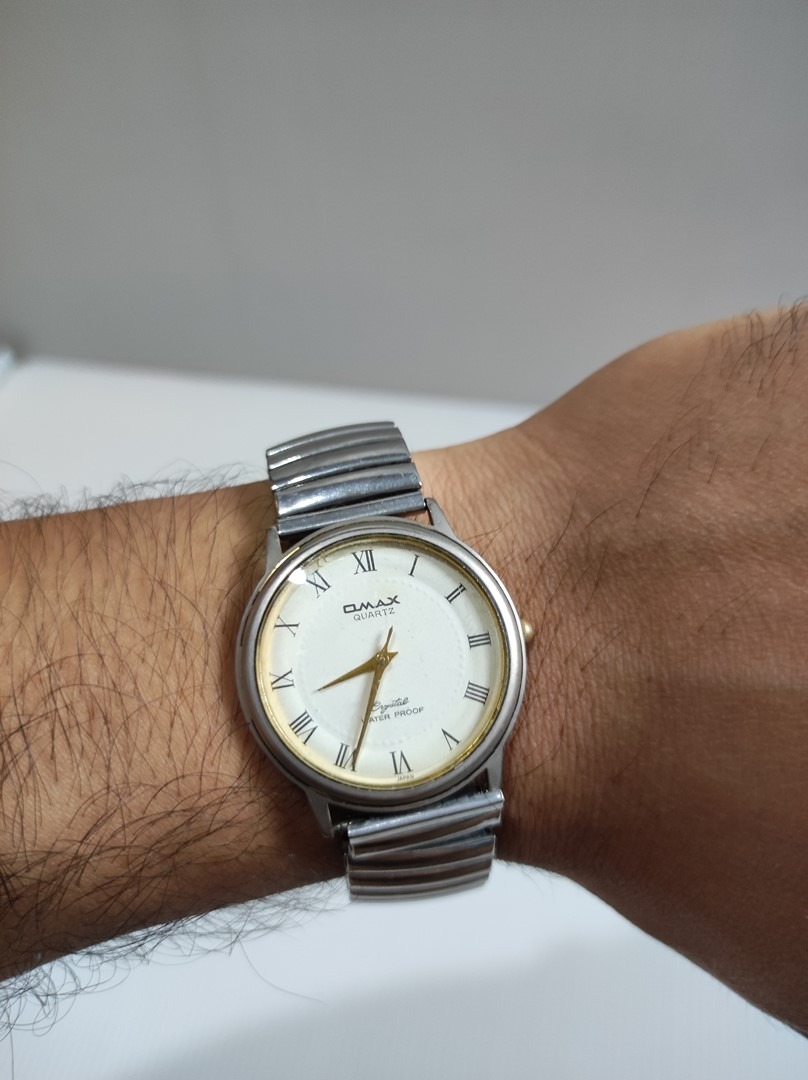 مزایده بی نظیر ساعت مچی اصل ژاپن OMAX مطابق تصویر
