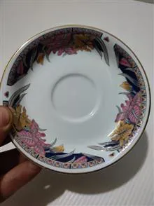 نعلبکی