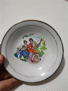 نعلبکی