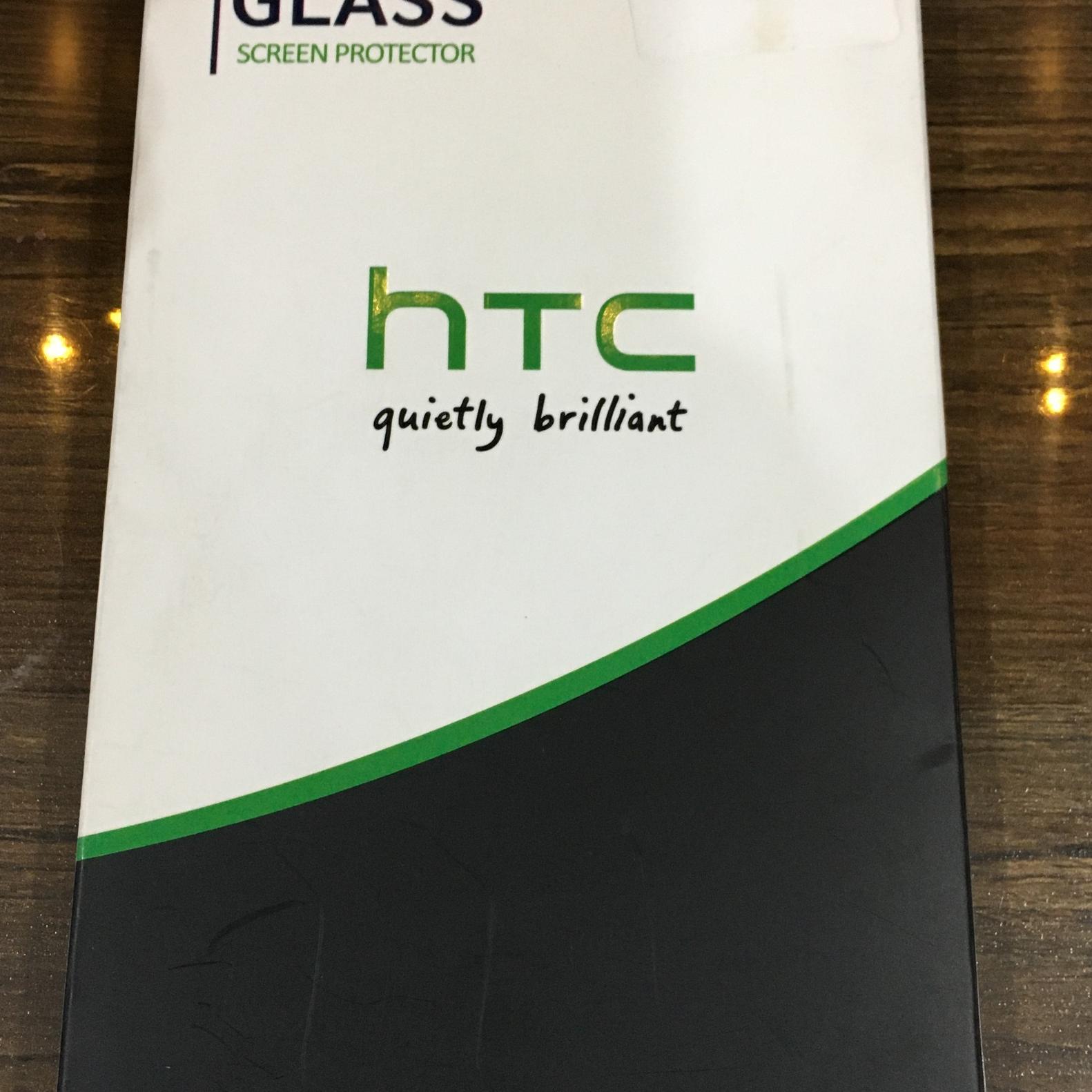 گلس HTC Desire M10