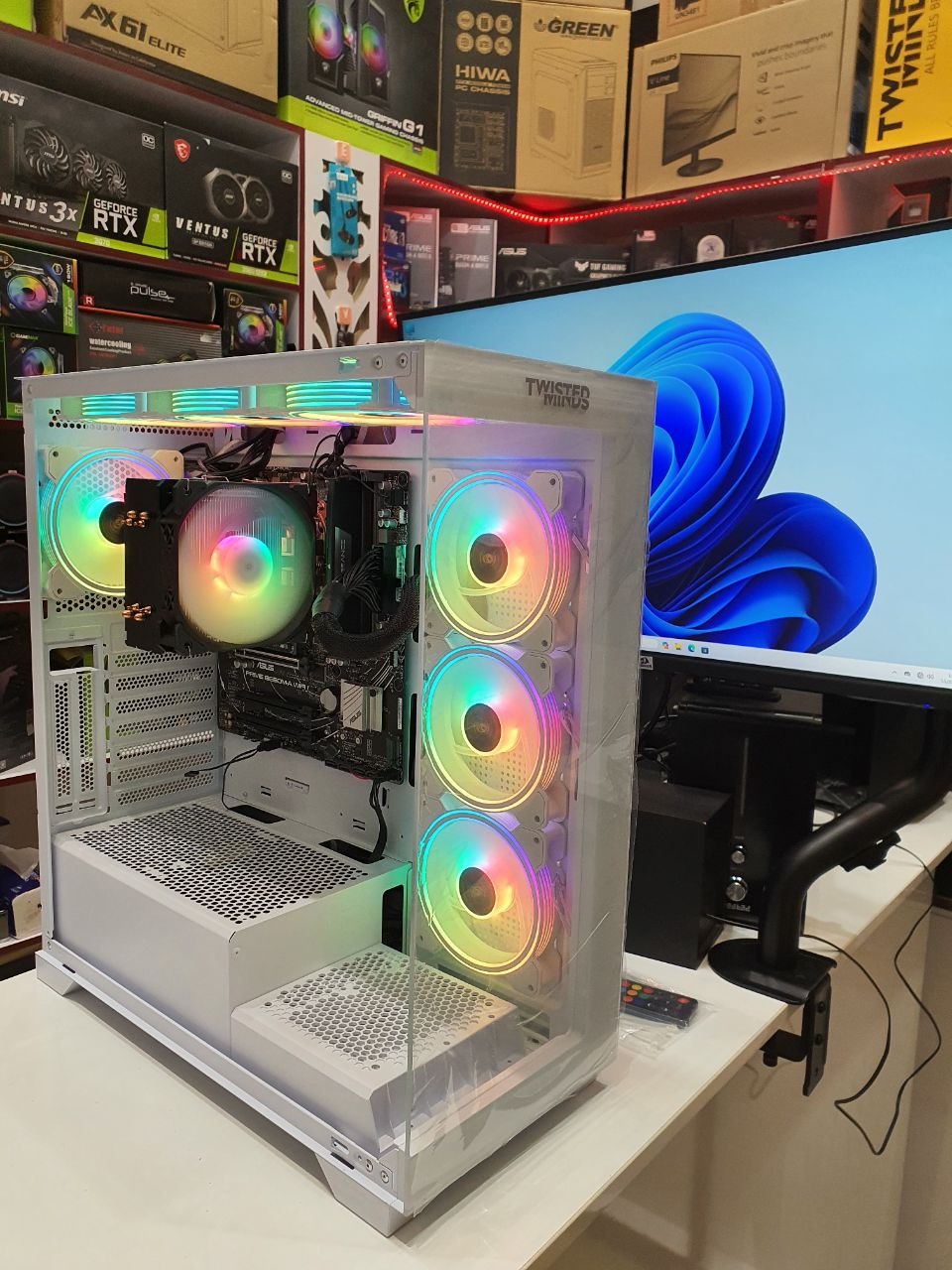 کیس کامپیوتر RYZEN 9 9950X