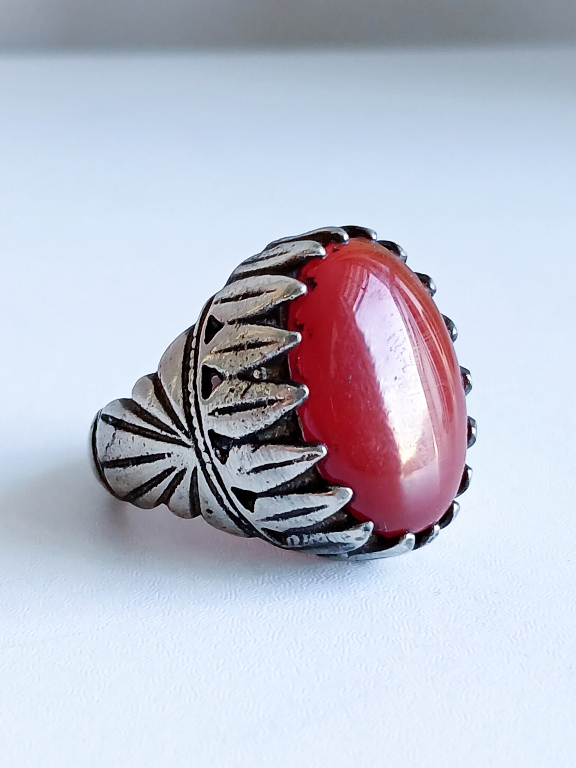 انگشتر عقیق سرخ زیبا