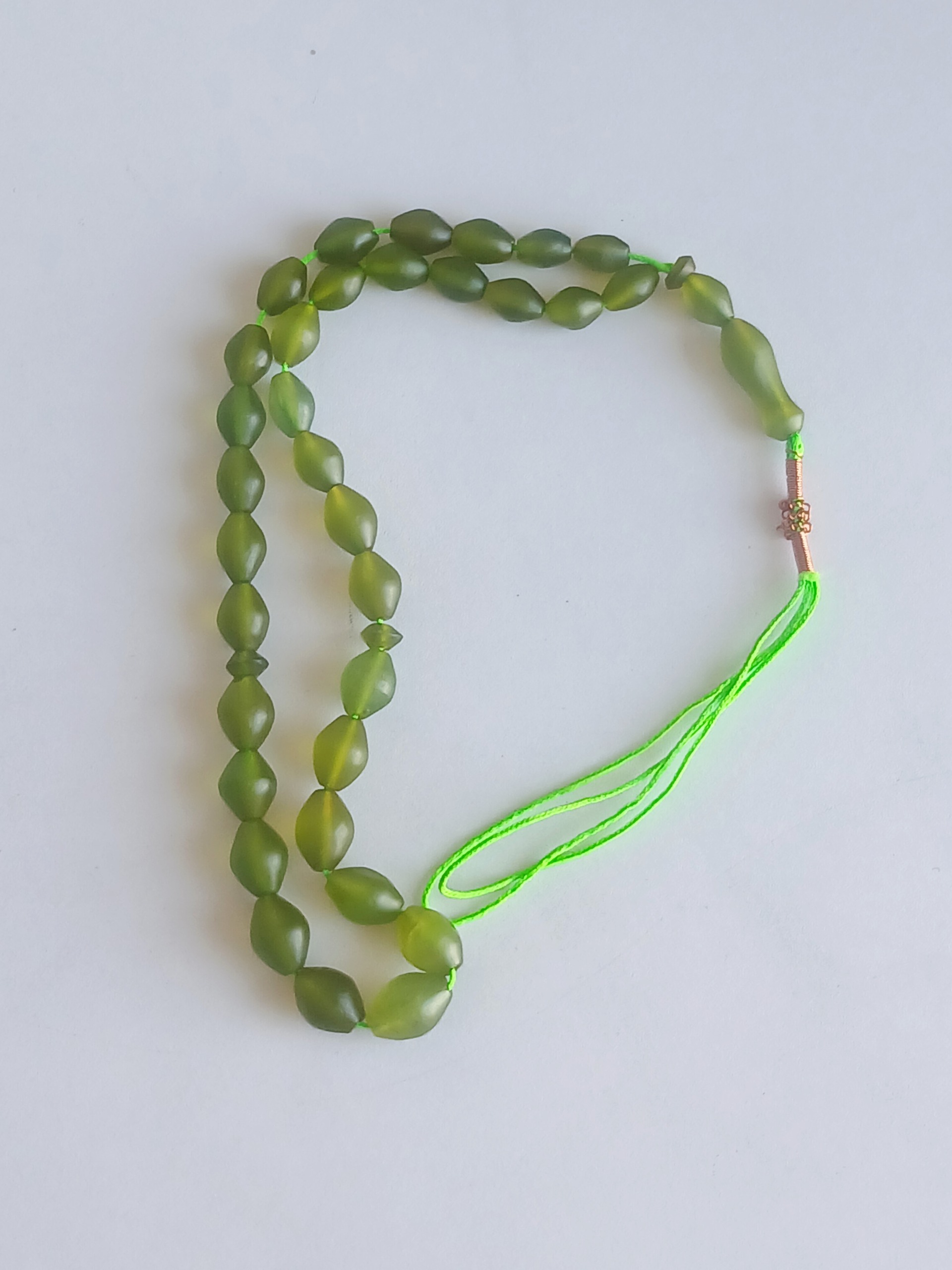 تسبیح شاه مقصود سبز لجنی 33 دانه