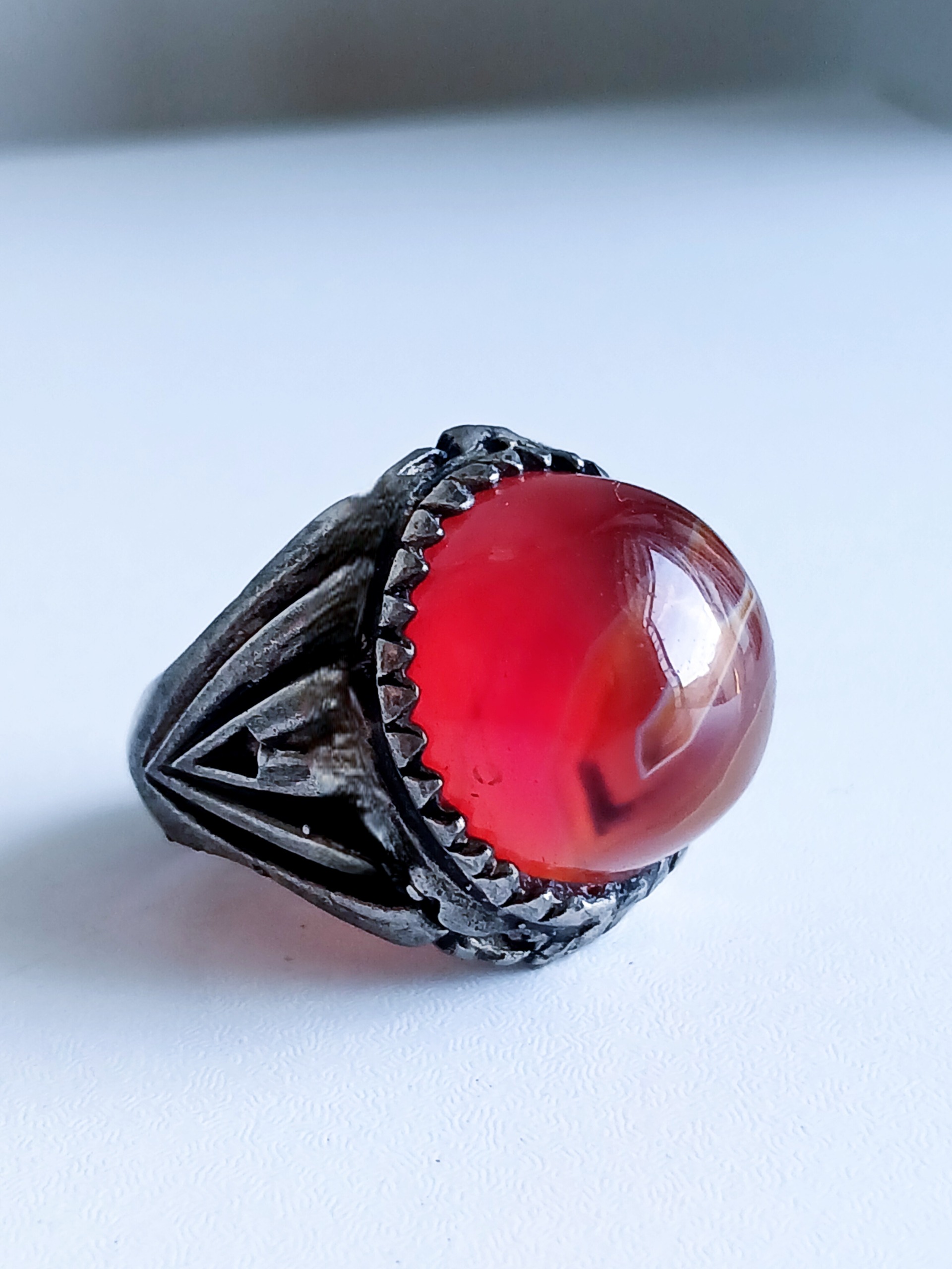 انگشتر عقیق سرخ کله قندی  زیبا