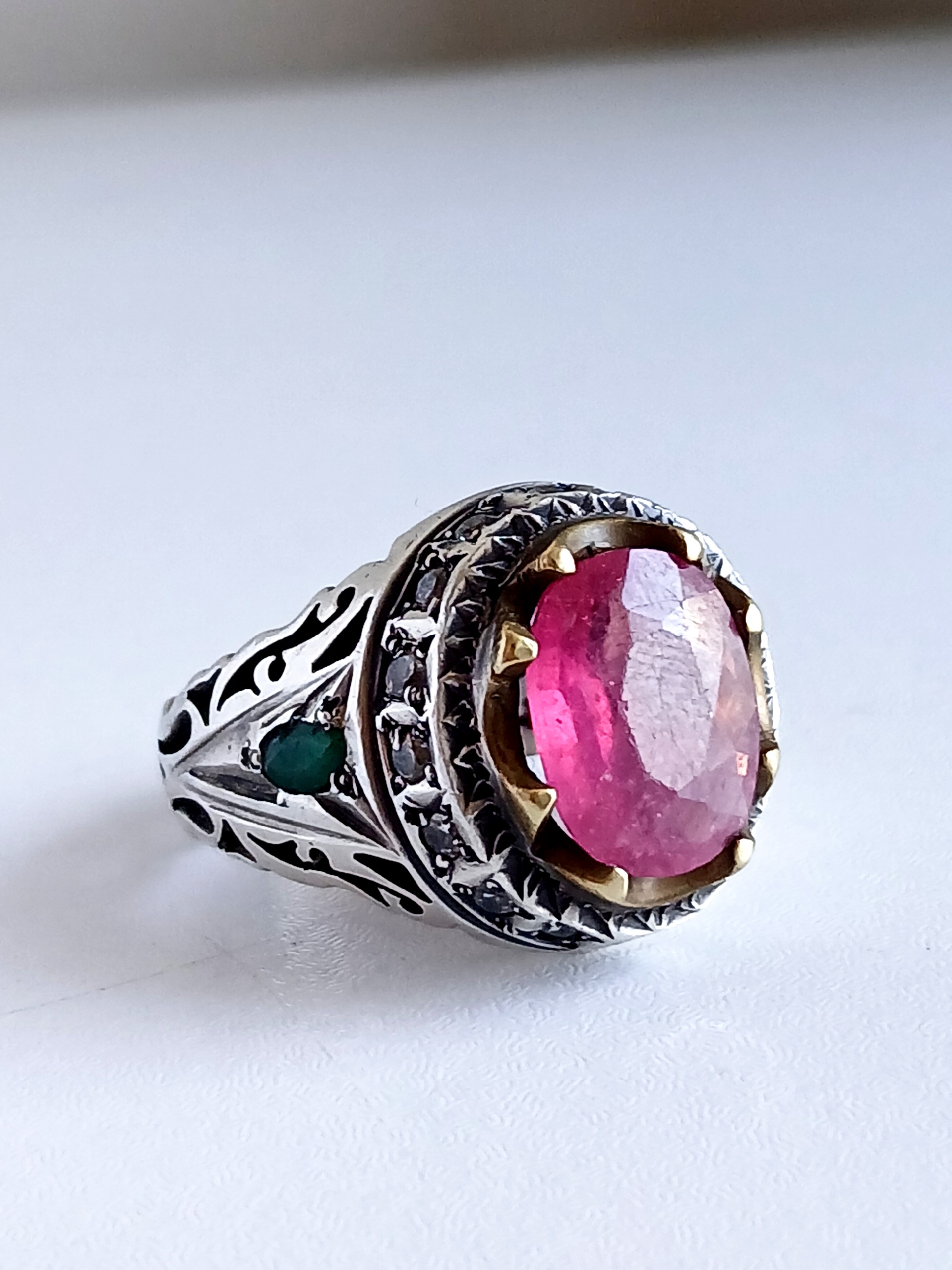 انگشتر نقره یاقوت سرخ آفریقا مخراج زمرد و  الماس