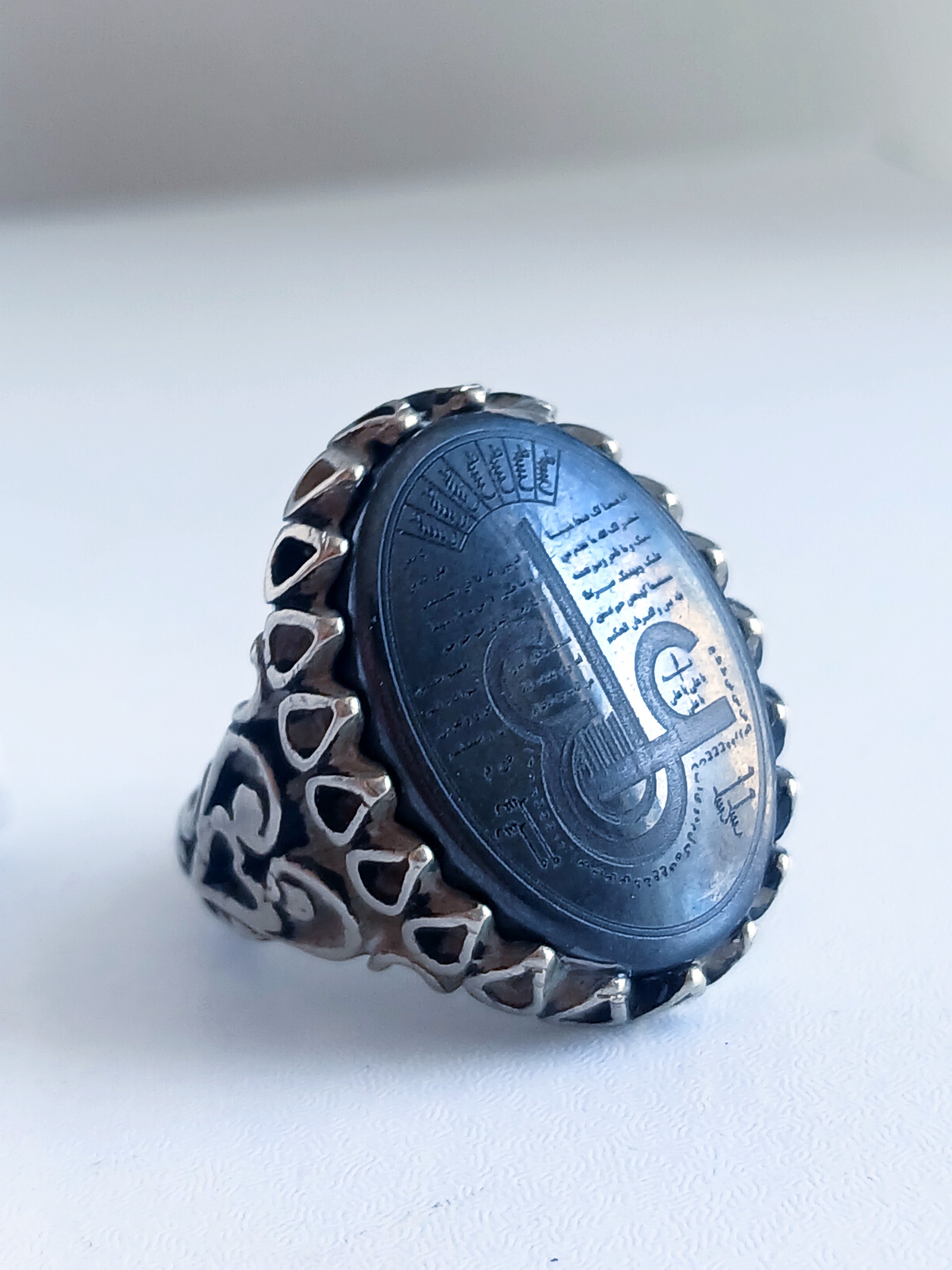 انگشتر حدید عین علی معدنی و زیبا