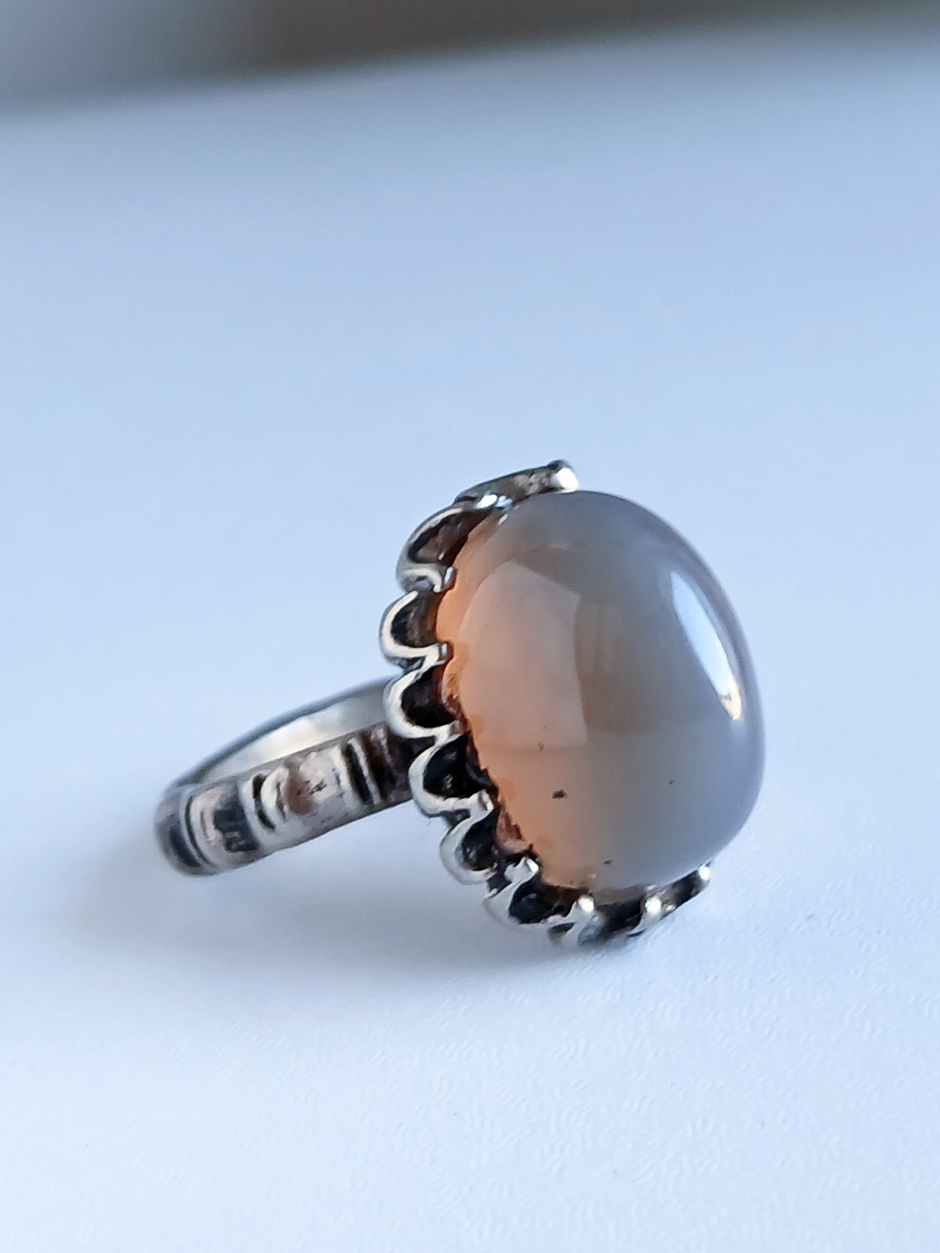 انگشتر عقیق معدنی زنانه