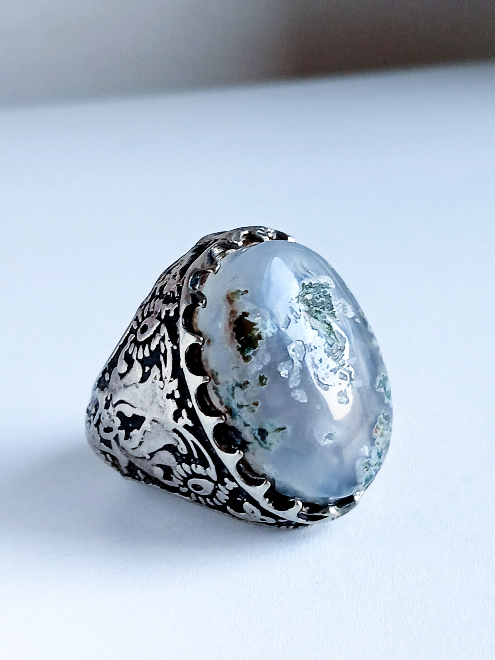 انگشتر شجر کبود بهاره زیبا