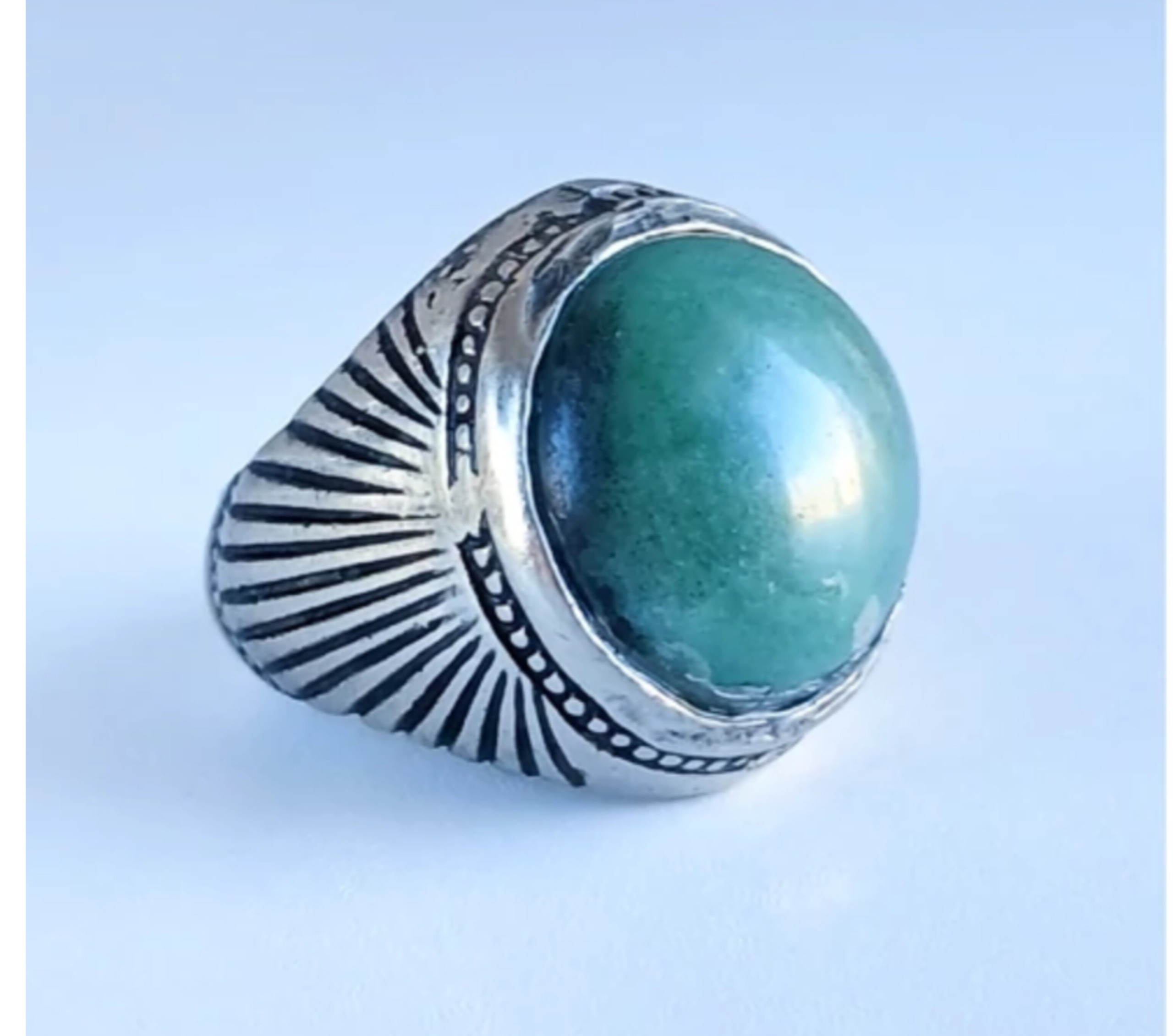 انگشتر یشم سبز زیبا