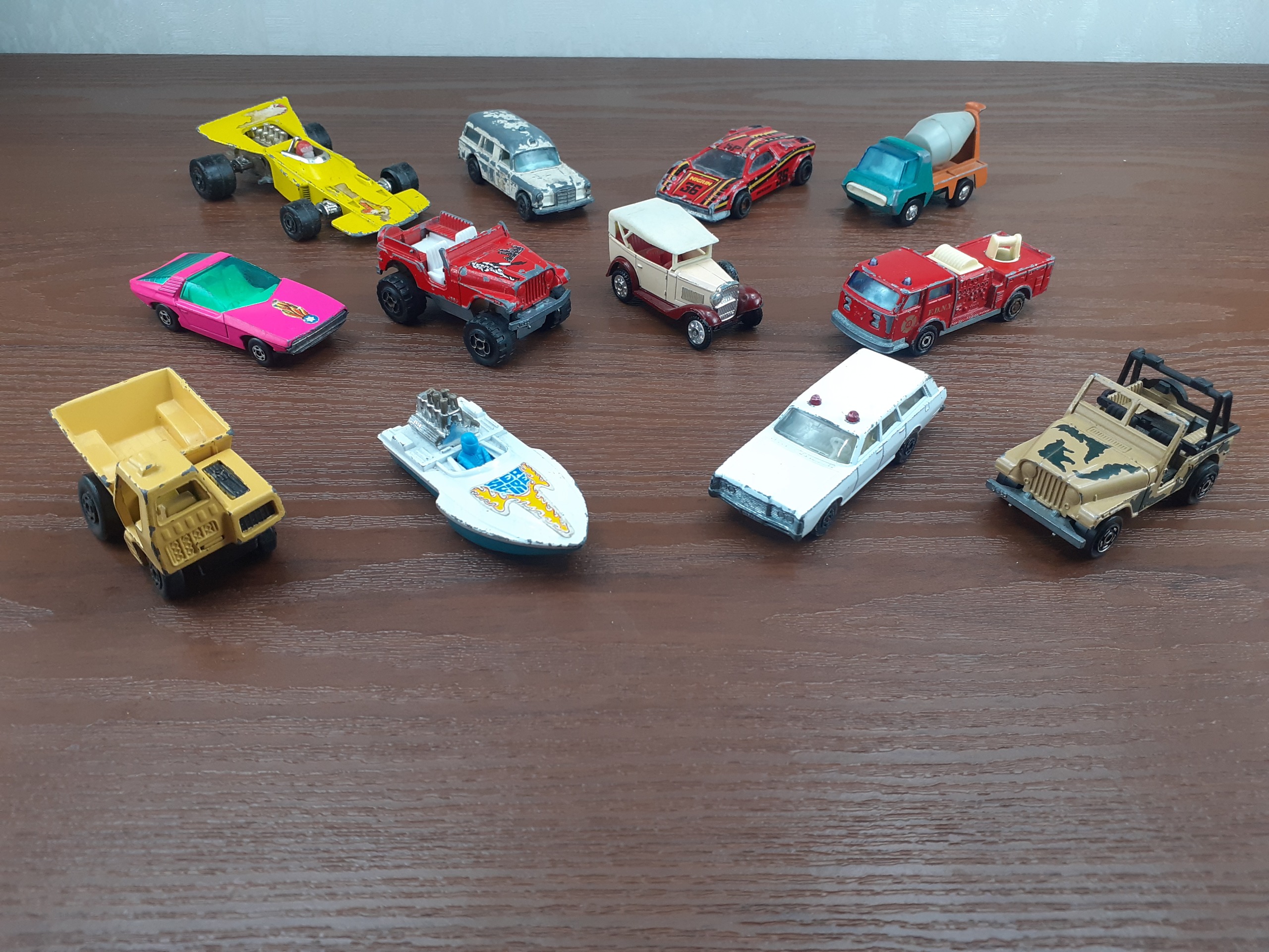 ماکت ماشین فلزی خارجی مچباکس، ماژورت، تومیکا و