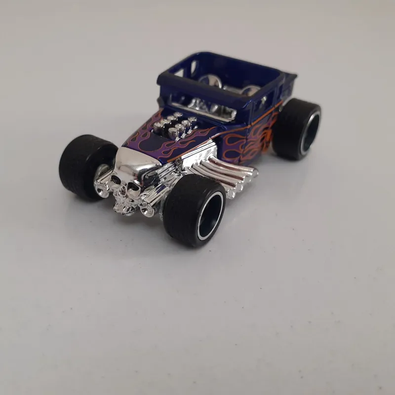 ماکت هاتویلز HOTWHEELSپرمیوم BONE SHAKER